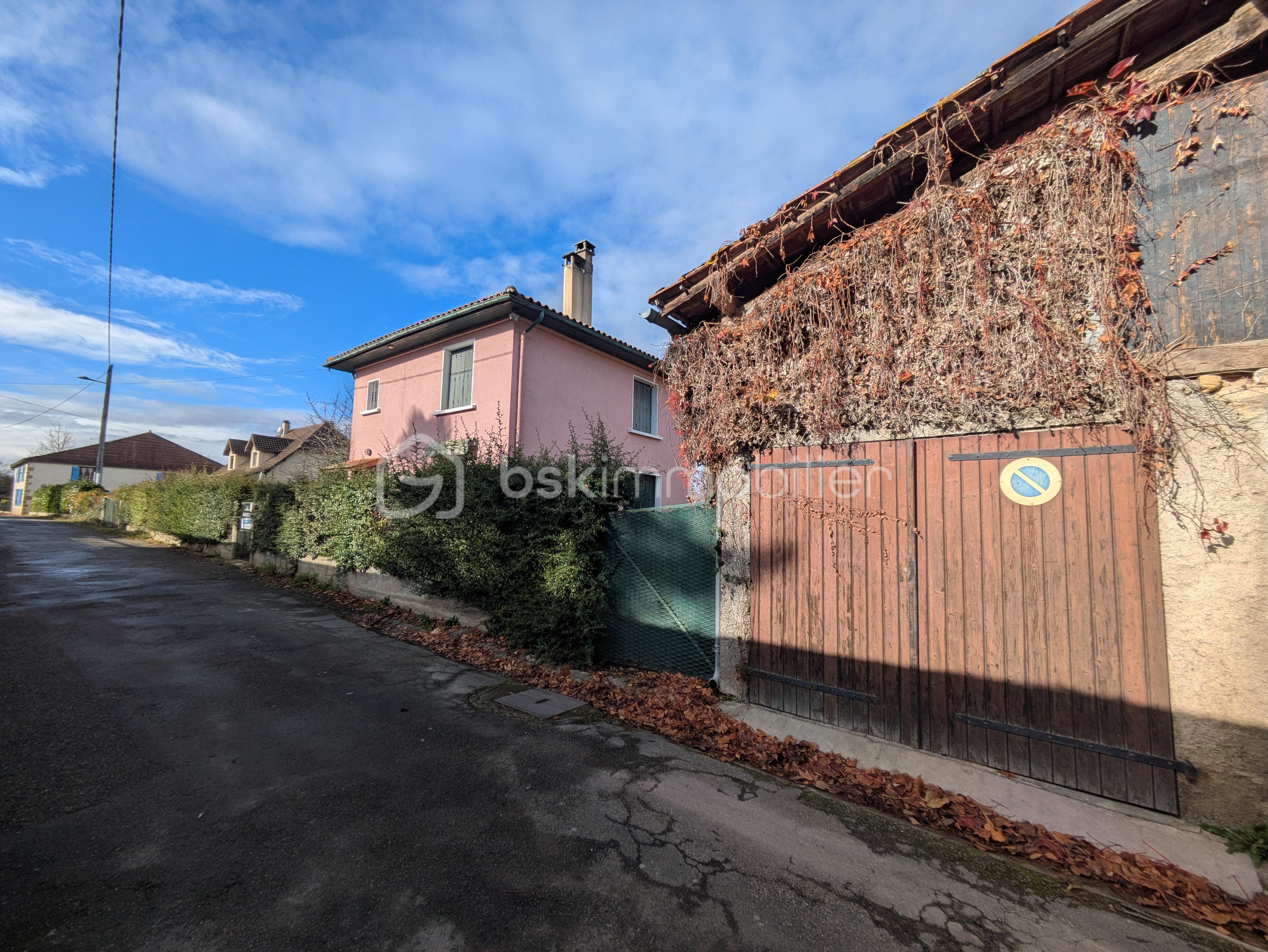 Maison de 80 m² - 10 garage.jpg