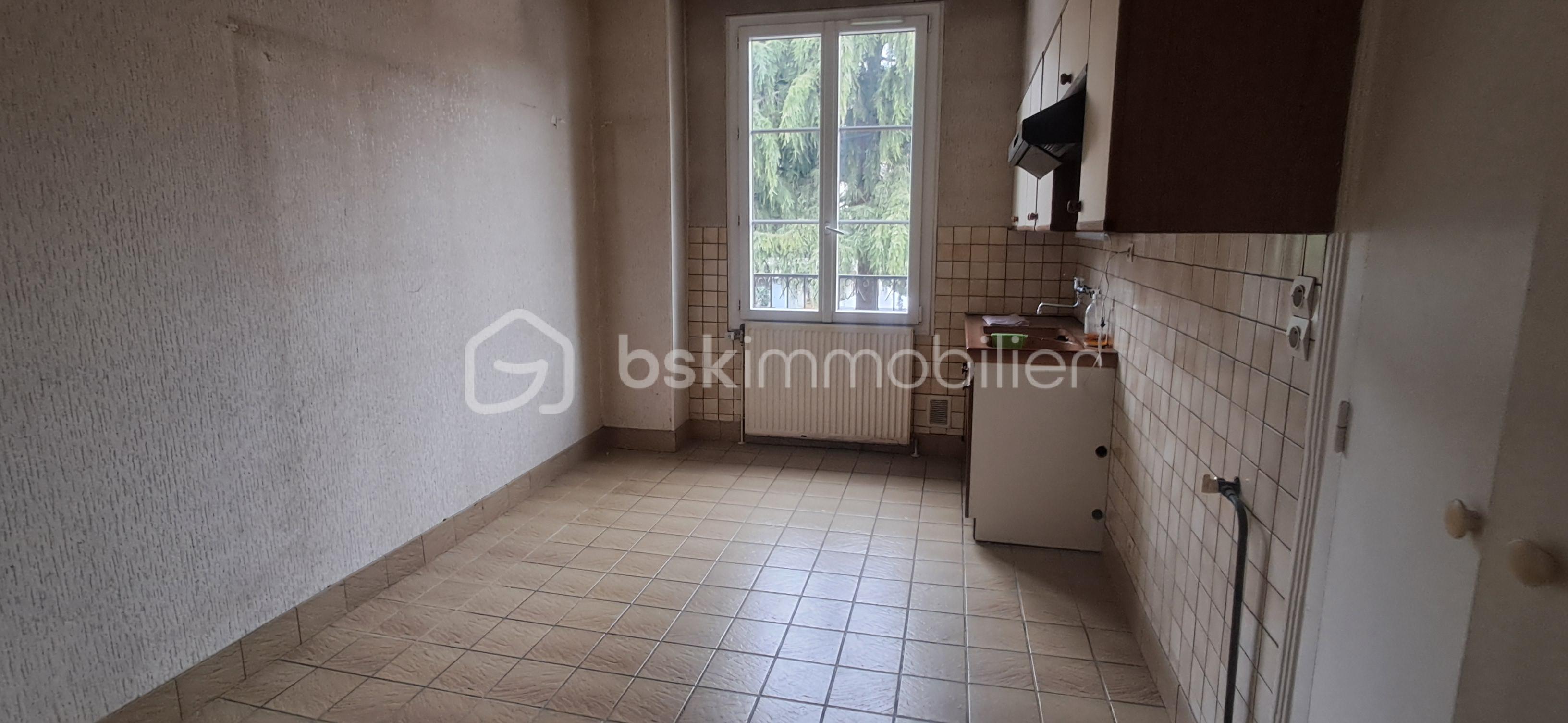 Maison Tullins Michel Perret Cuisine 2.jpg