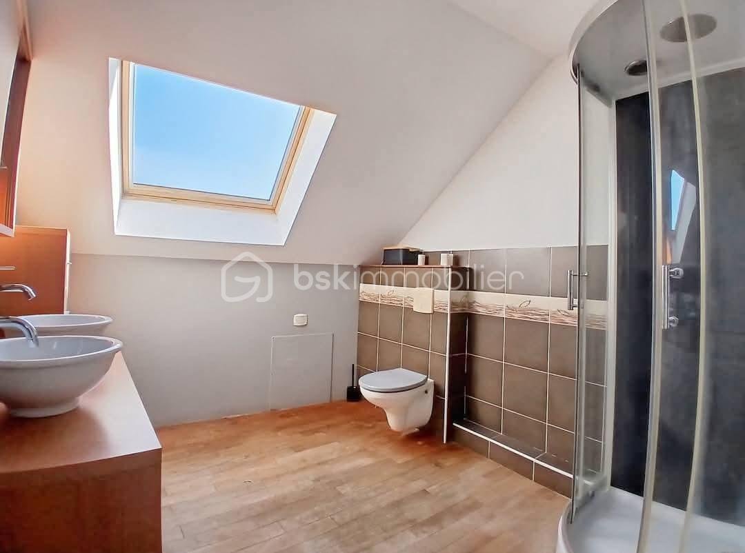 Immeuble de 228 m² - FB_IMG_1758369364389.jpg