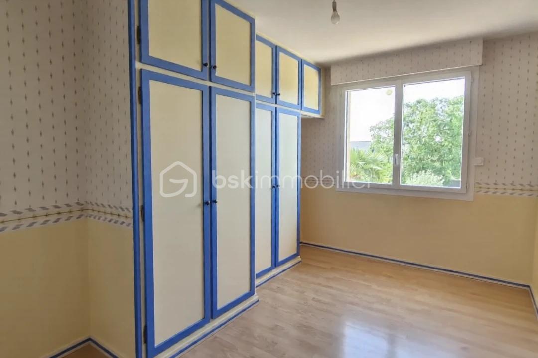 hoqi-b811bff277aa4b55a811b2ffb2ec4aa9.jpg