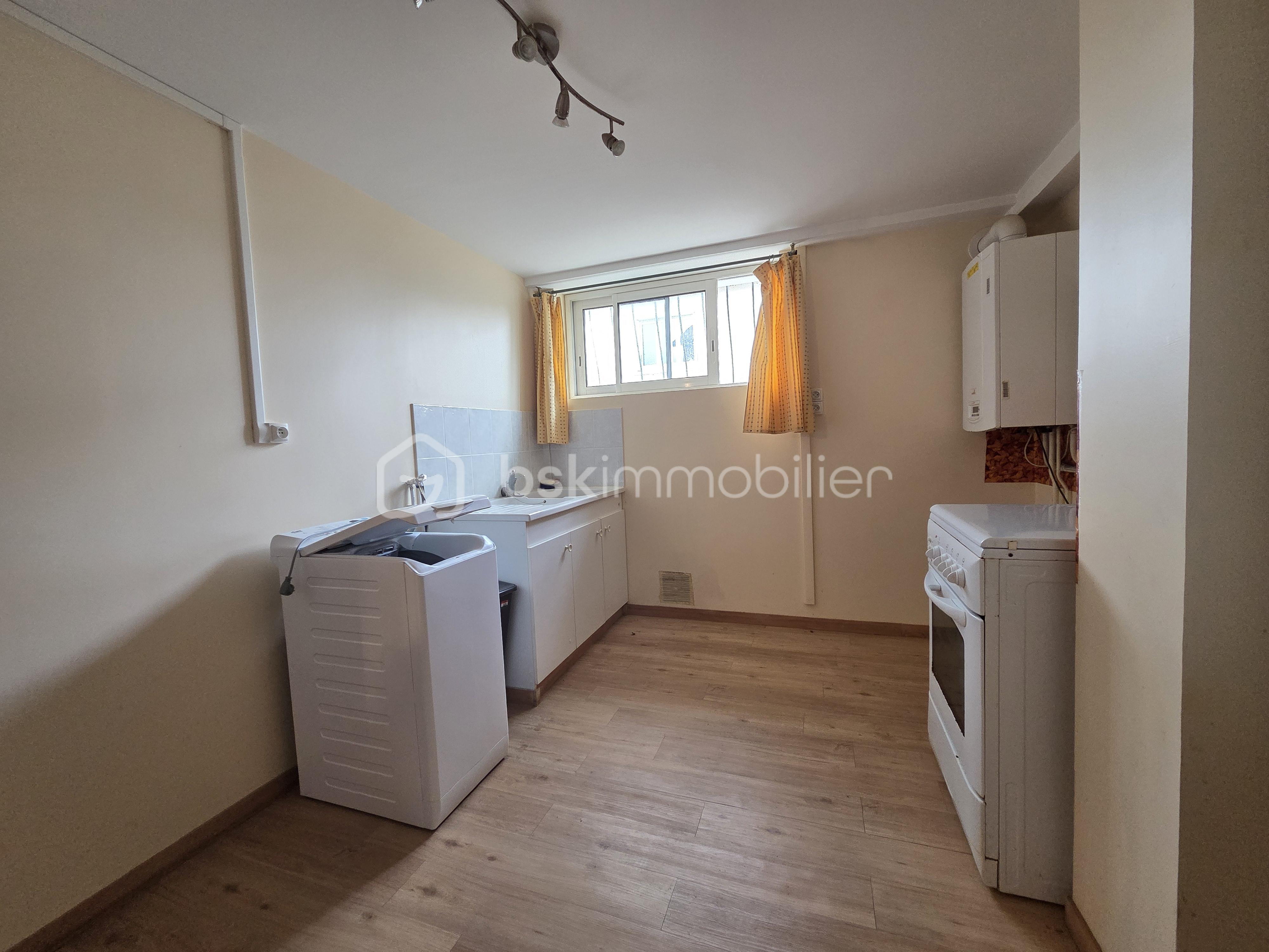 Maison de ville de 132 m² - CUISINE RDC1.jpg