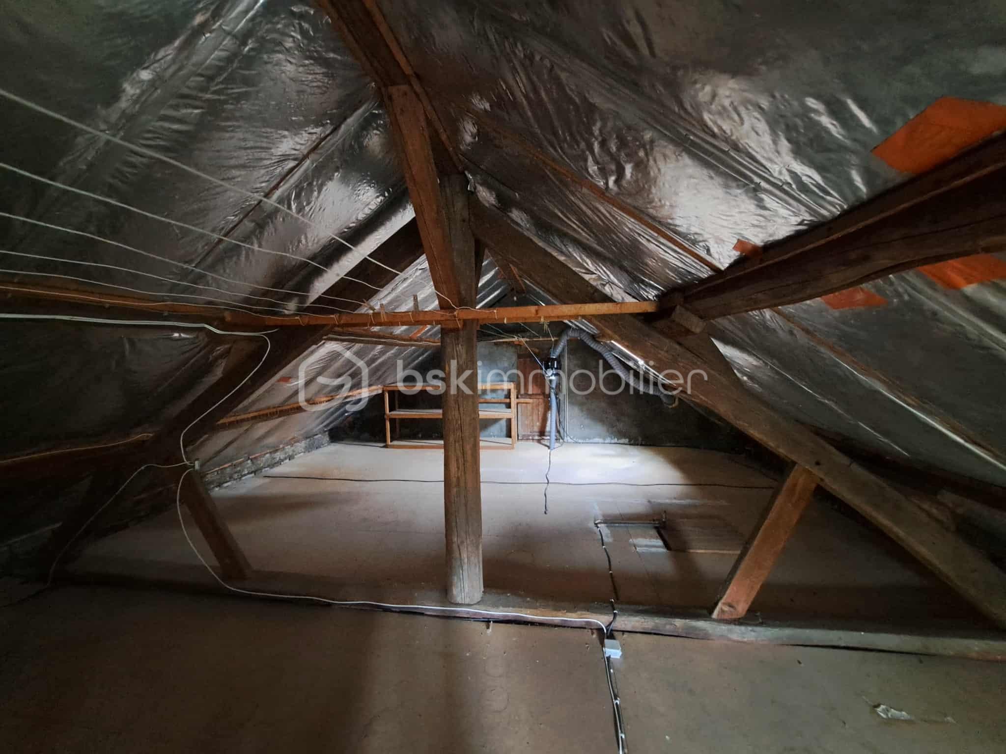 Maison de ville de 95 m² - fb0ad486-b645-4267-8413-b1f53e308ebd.jfif