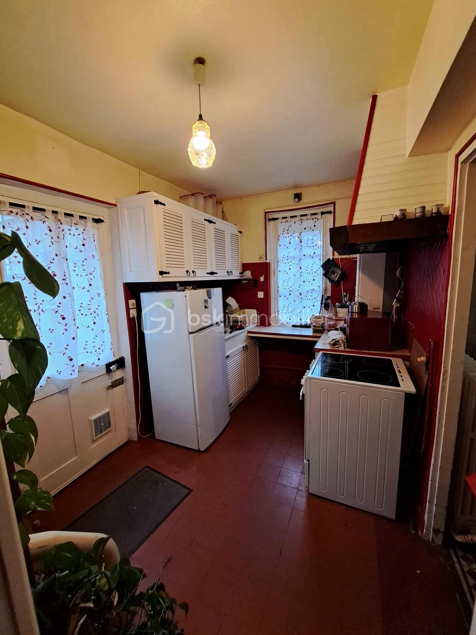 Maison de ville de 95 m² - 10bcd289-7a80-4be7-a9df-c558d51d462e.jfif