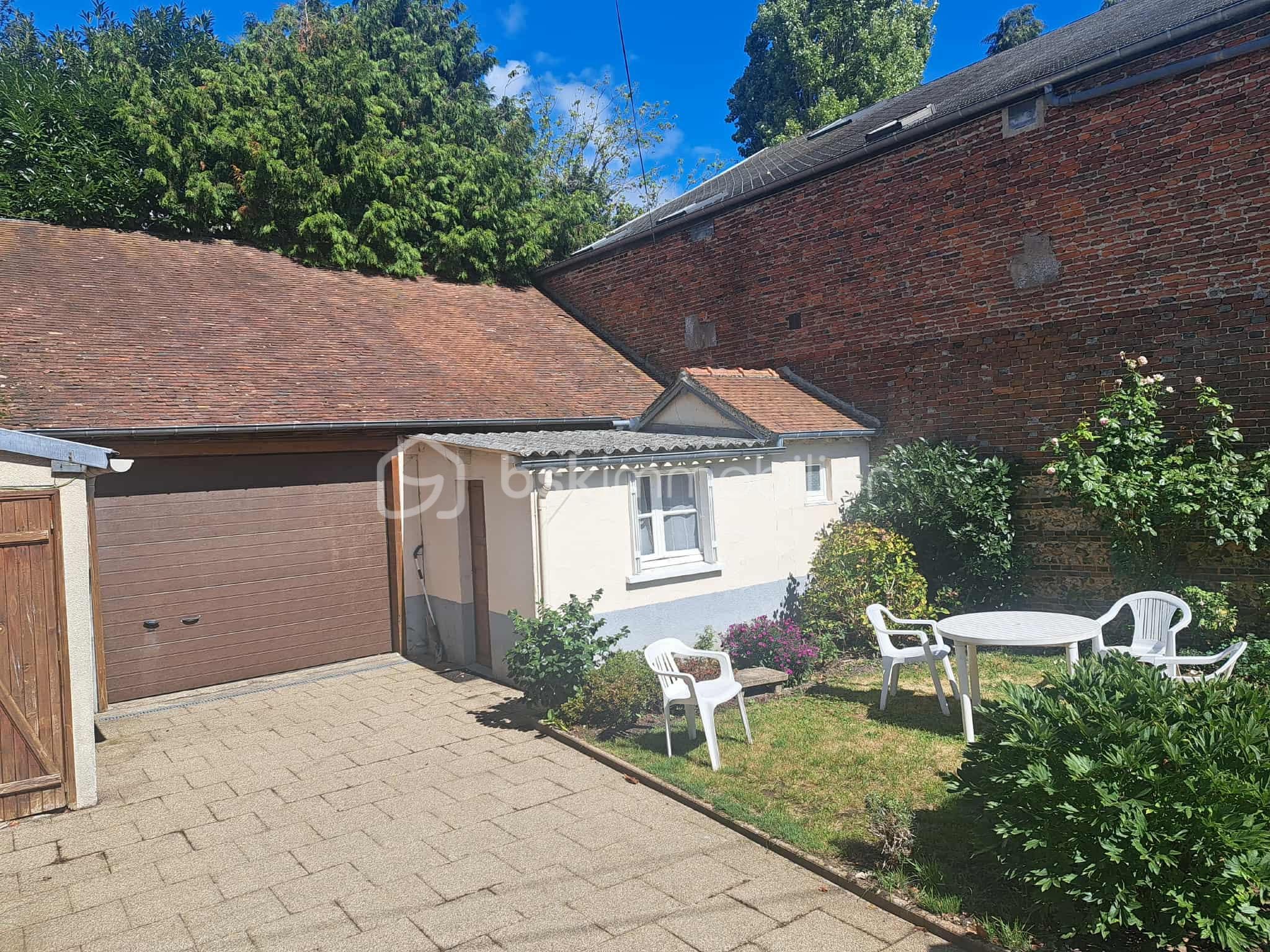 Maison de ville de 95 m² - e54775d6-61a8-4fc5-9f56-60c8270bc9f6.jfif