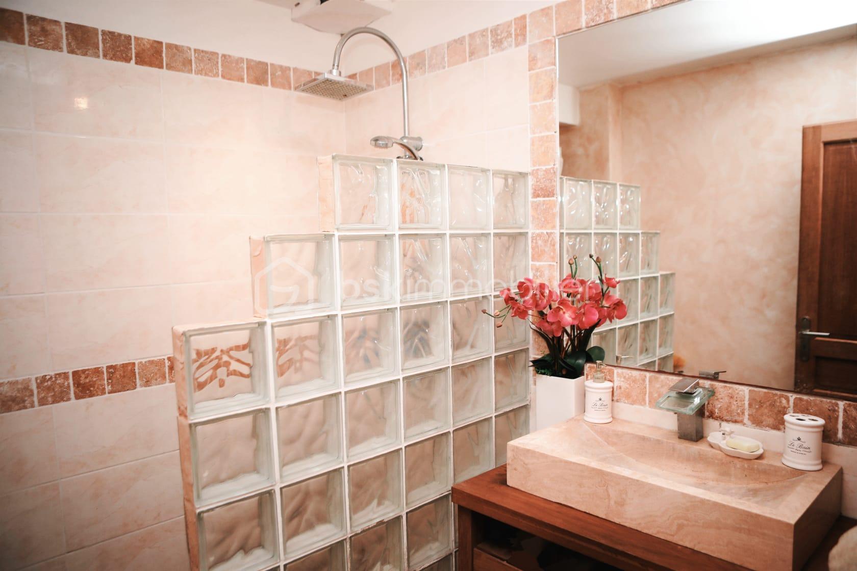 Maison de 120 m² - Jimmy gimenez conseiller immobilier six fours la seyne toulon appartement maison (22).jpg