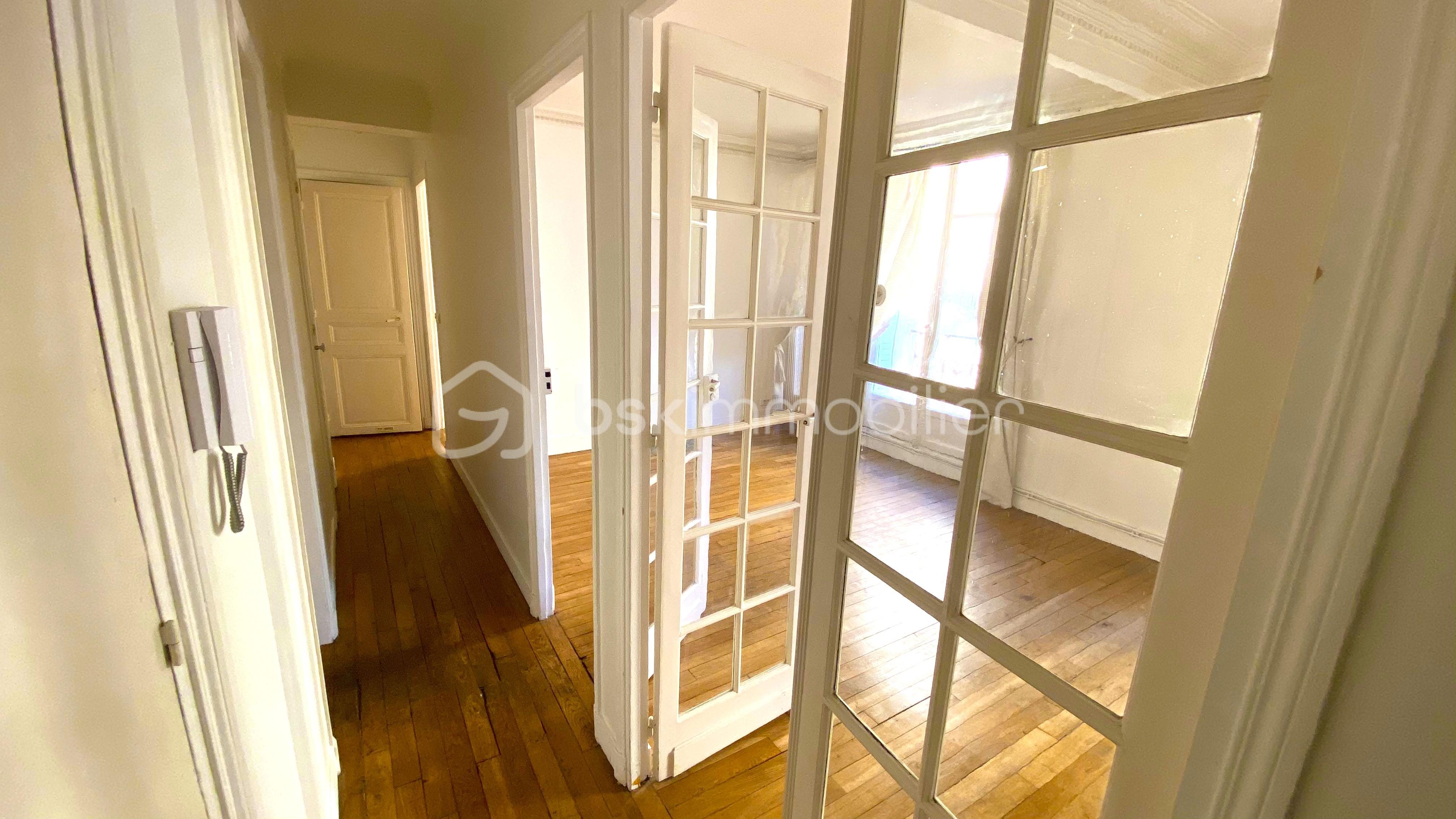 Appartement de 63 m² - Couloir.jpg