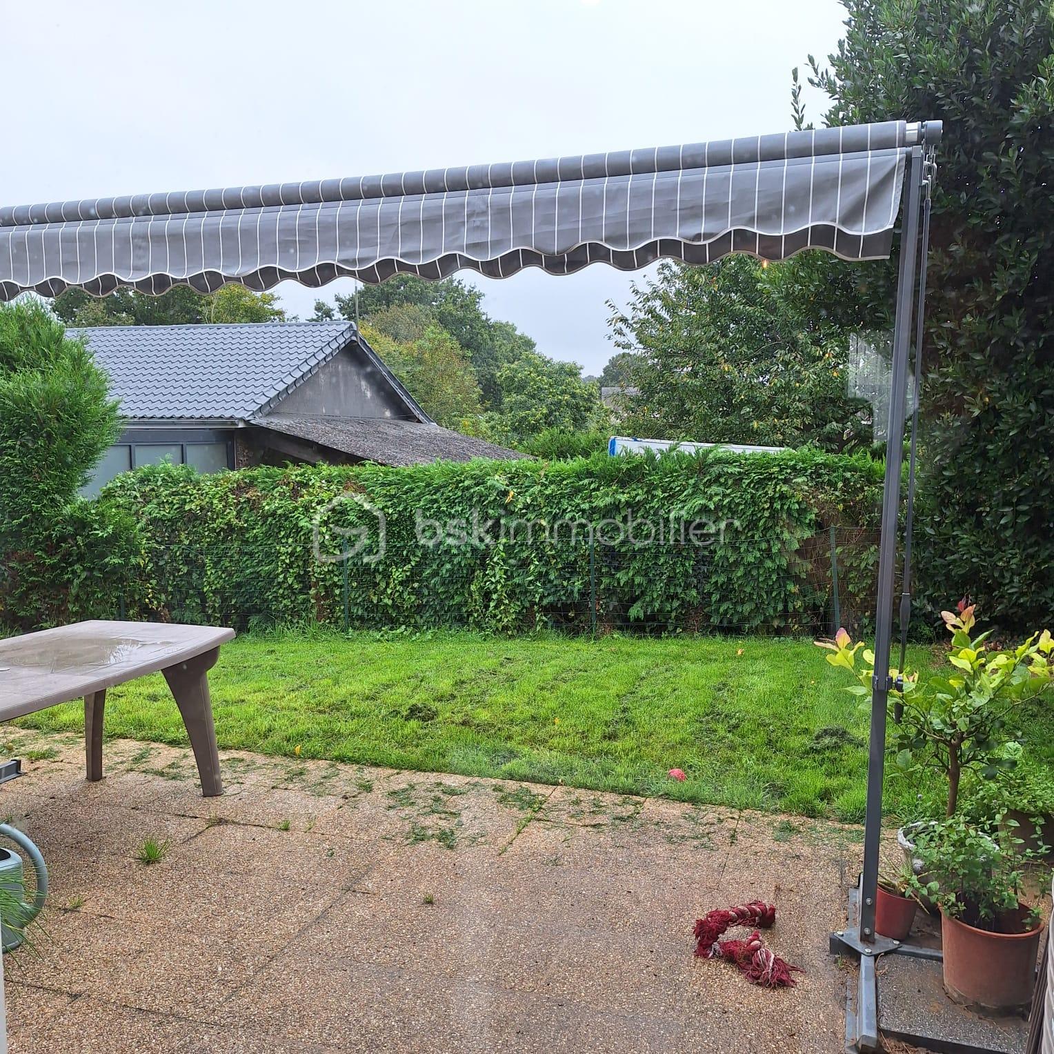 Pavillon de 93 m² - 19c4efeb-1200-4d0b-9246-ee583e853ca7.jpeg