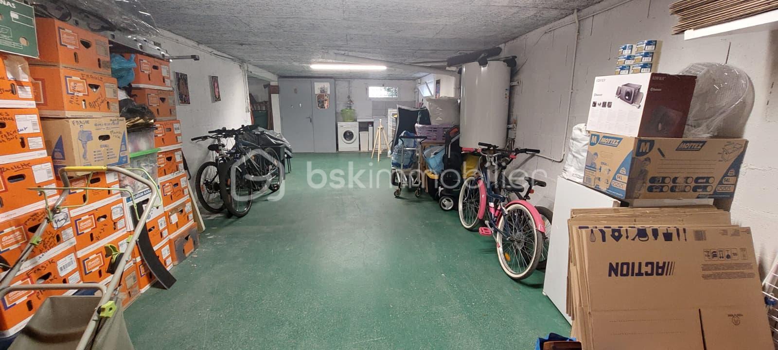 fe79bc4b-d067-4874-9863-1ade5ba7208a.jpg