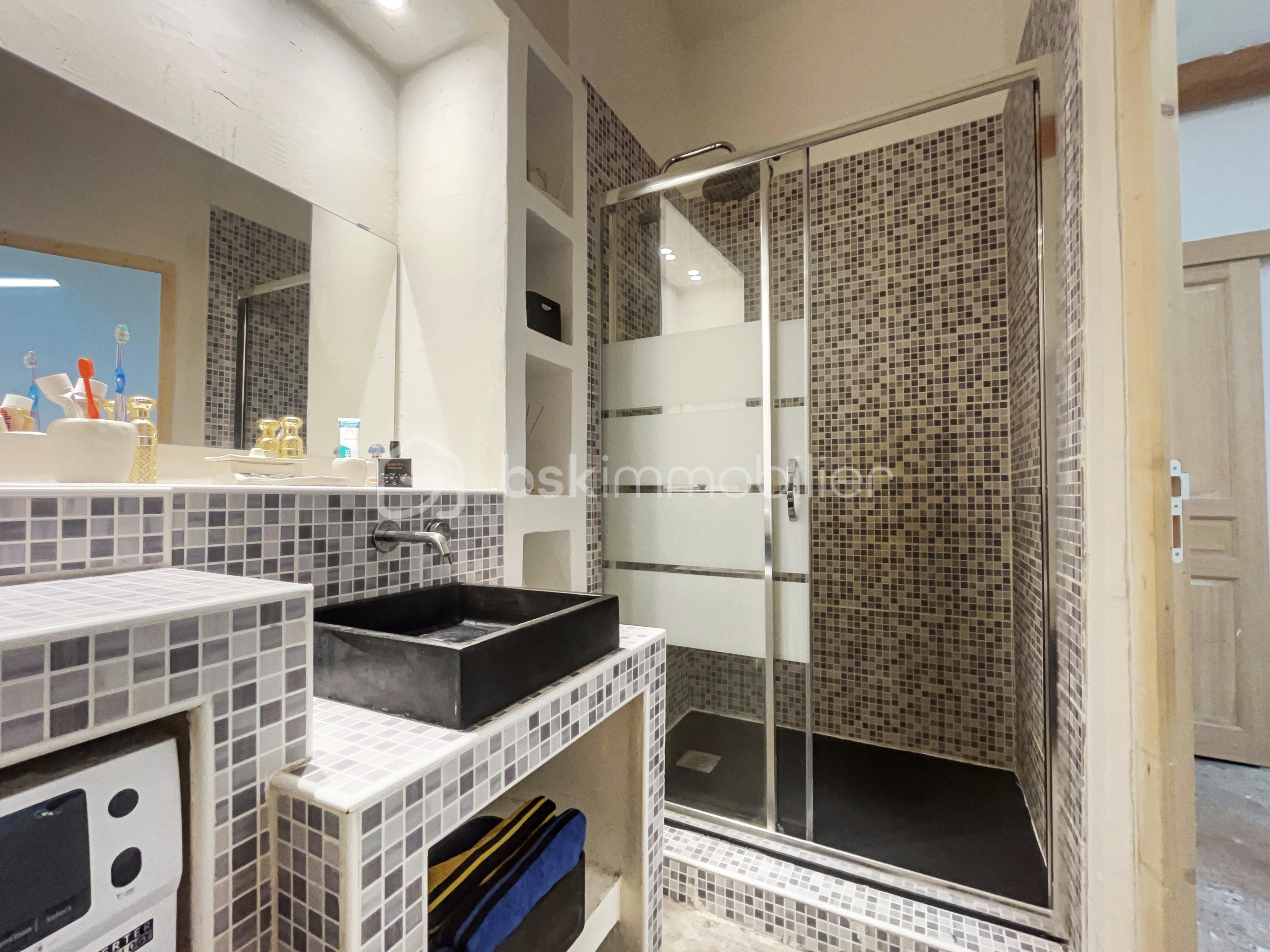 Maison de village de 116 m² - SDB-2.jpg