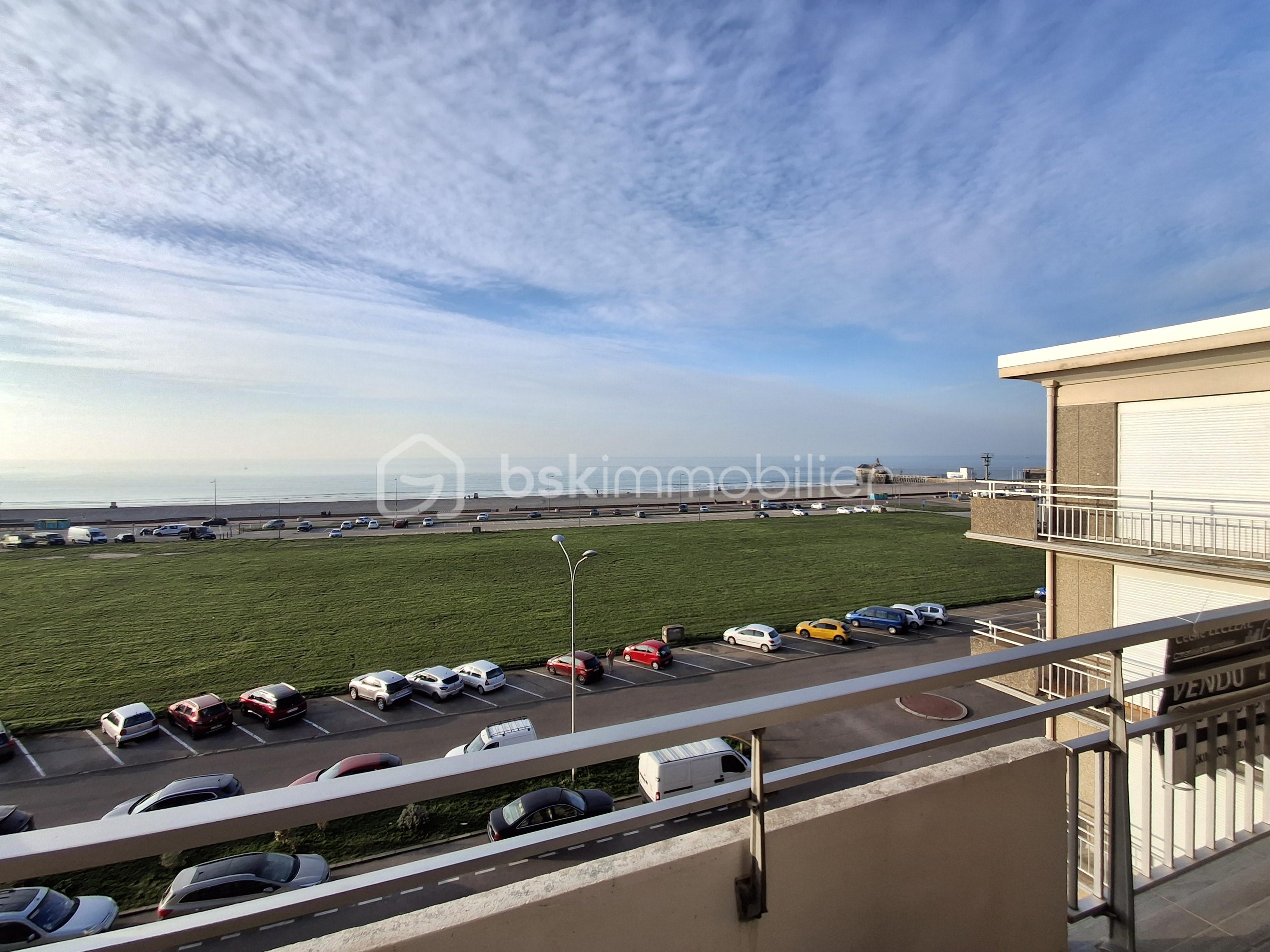 Vue du balcon vers jetée paysage 03.03.jpg