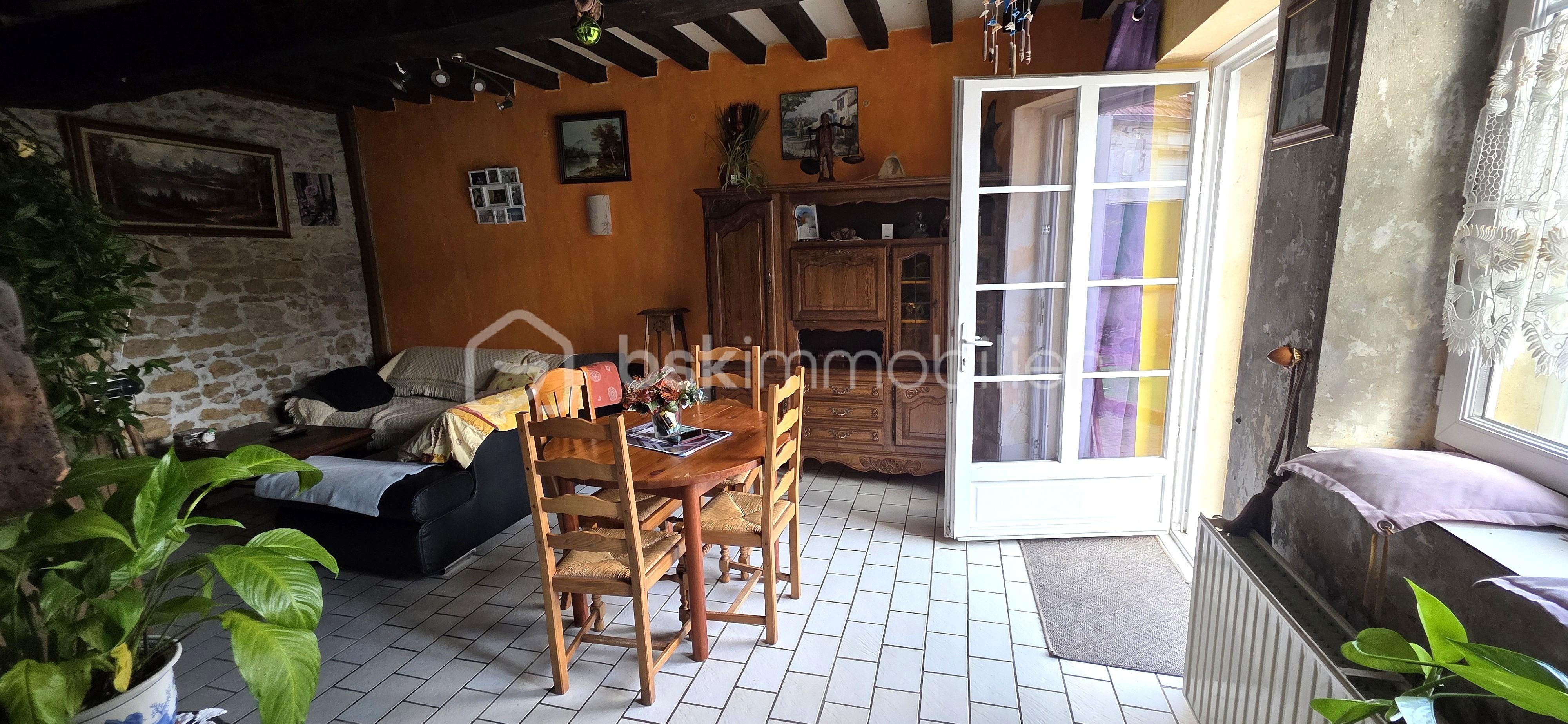 Maison de 106 m² - sejour 2.jpg