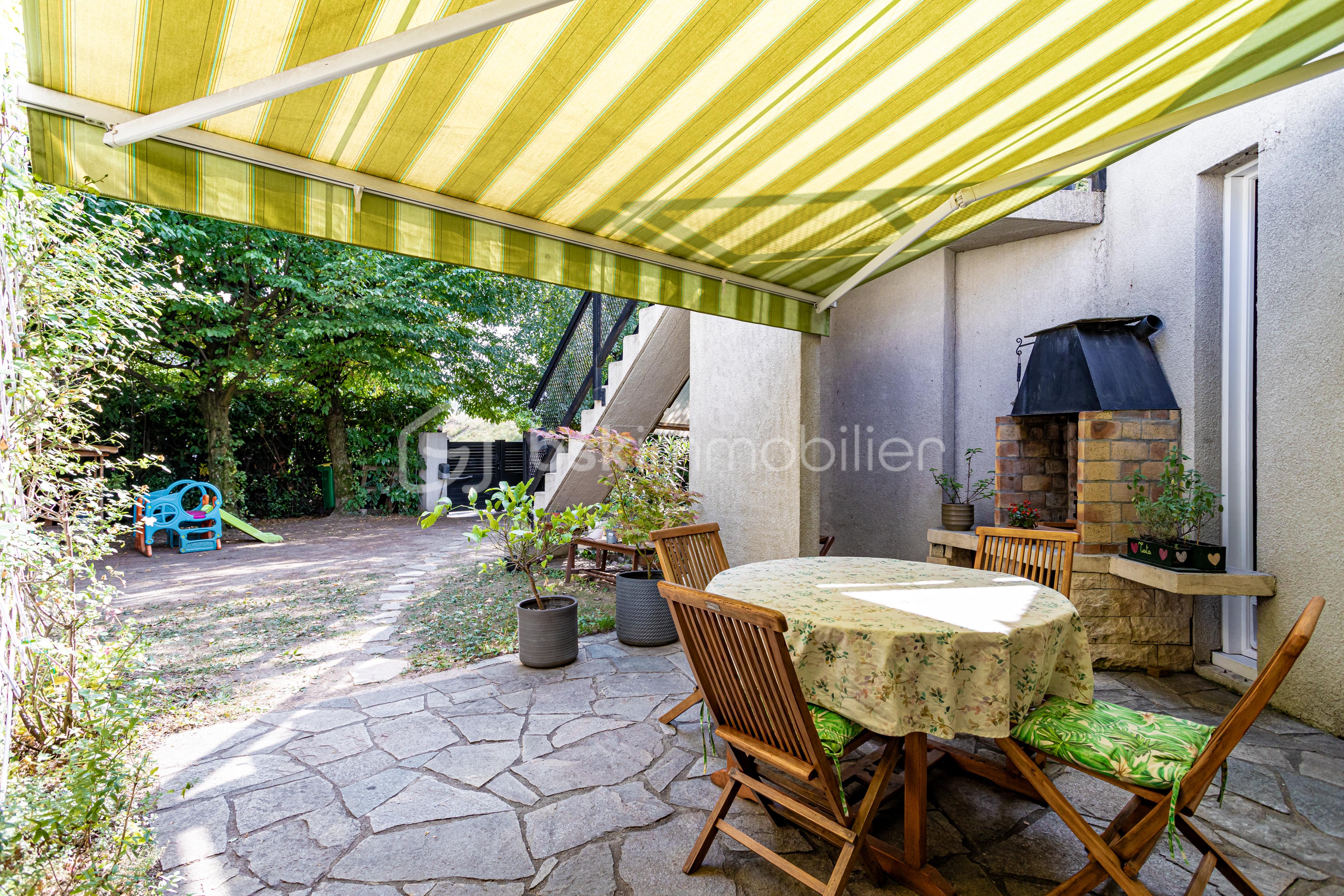 Maison de 105,06 m² - PRP054_0001_HD.jpg