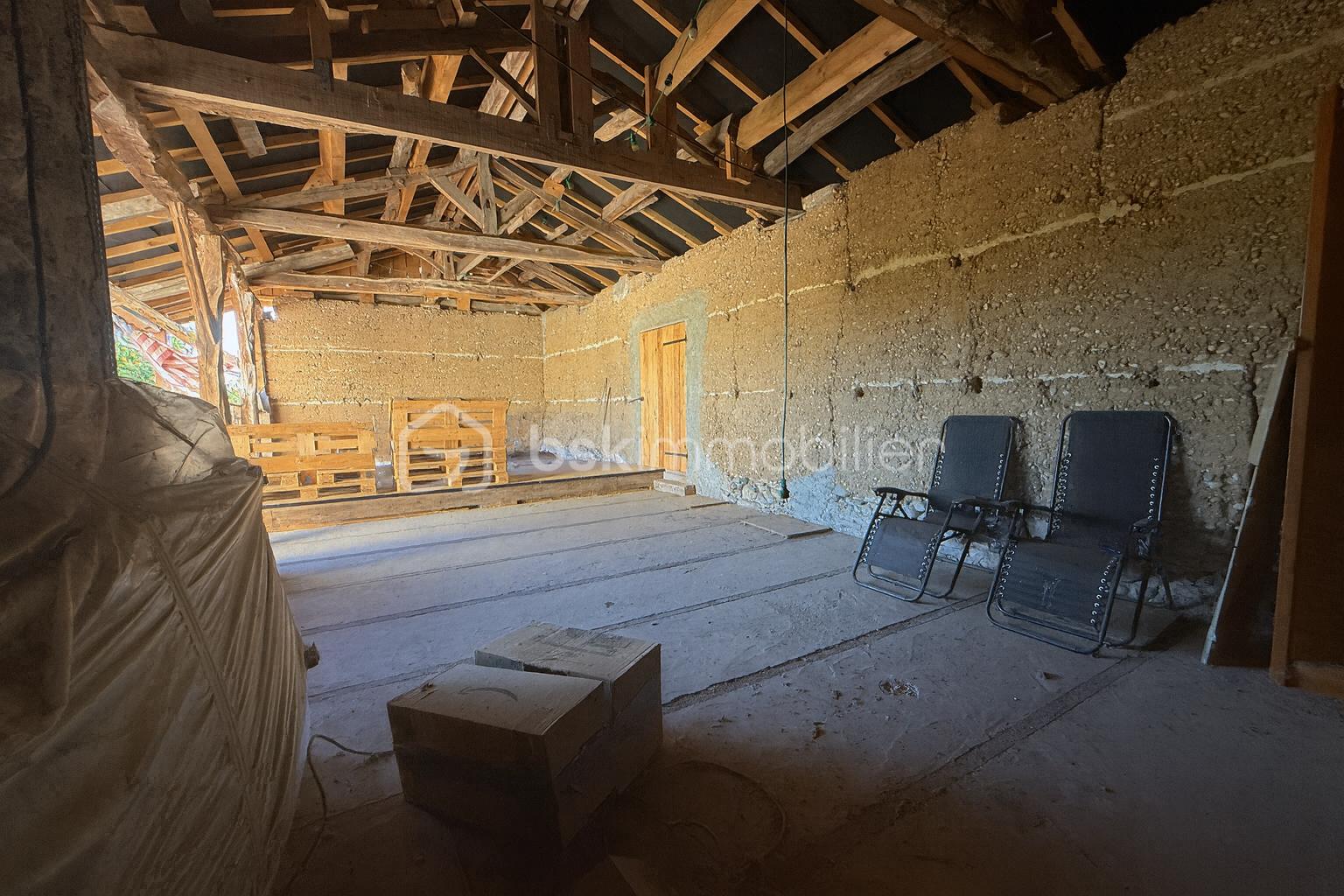 Corps de ferme de 140 m² - 7793f0c9-fded-401f-bedd-bf1ec0daa2b1.png