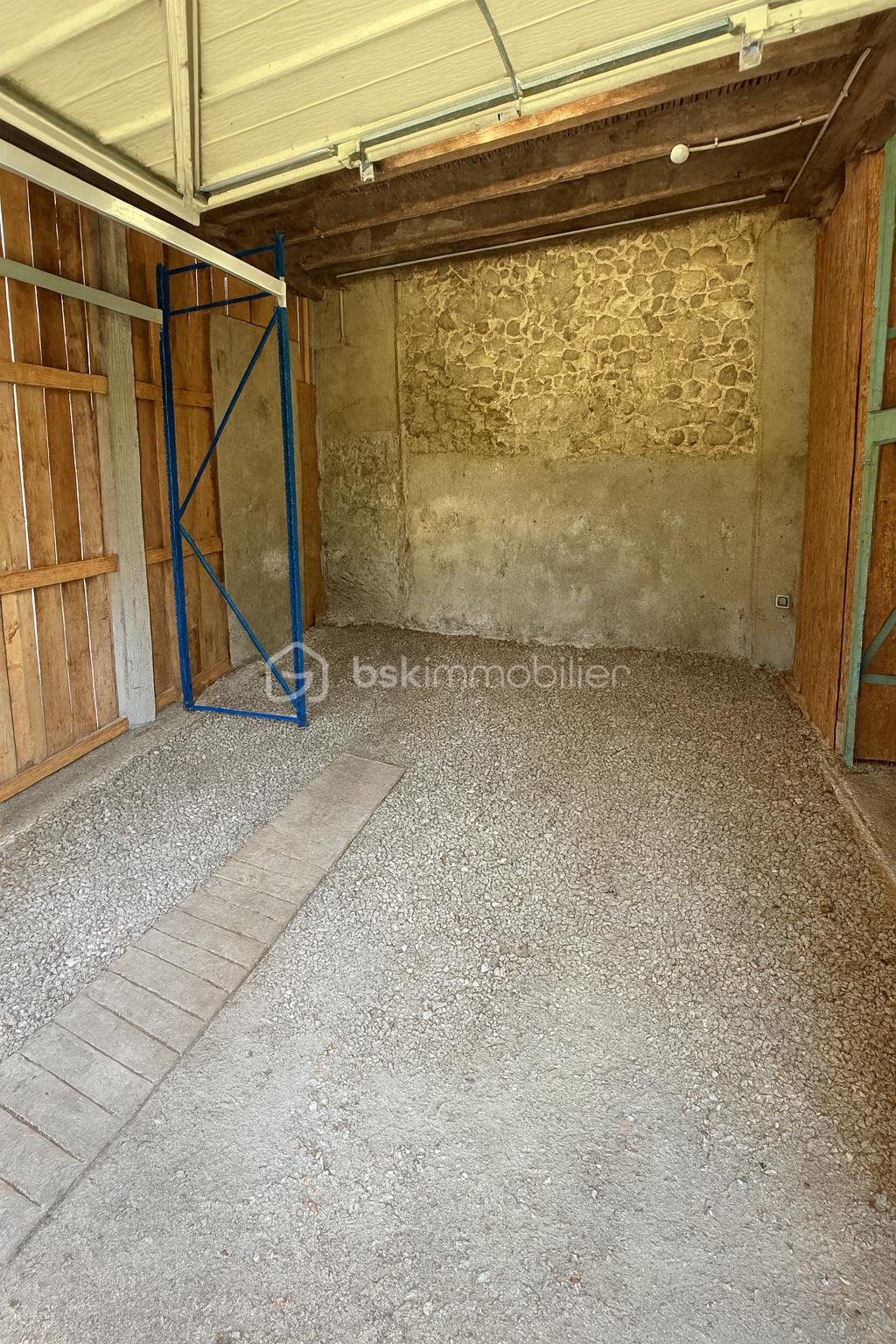 Corps de ferme de 140 m² - 8c971085-e3dd-4e16-bb29-4bc16f0d72b1.png