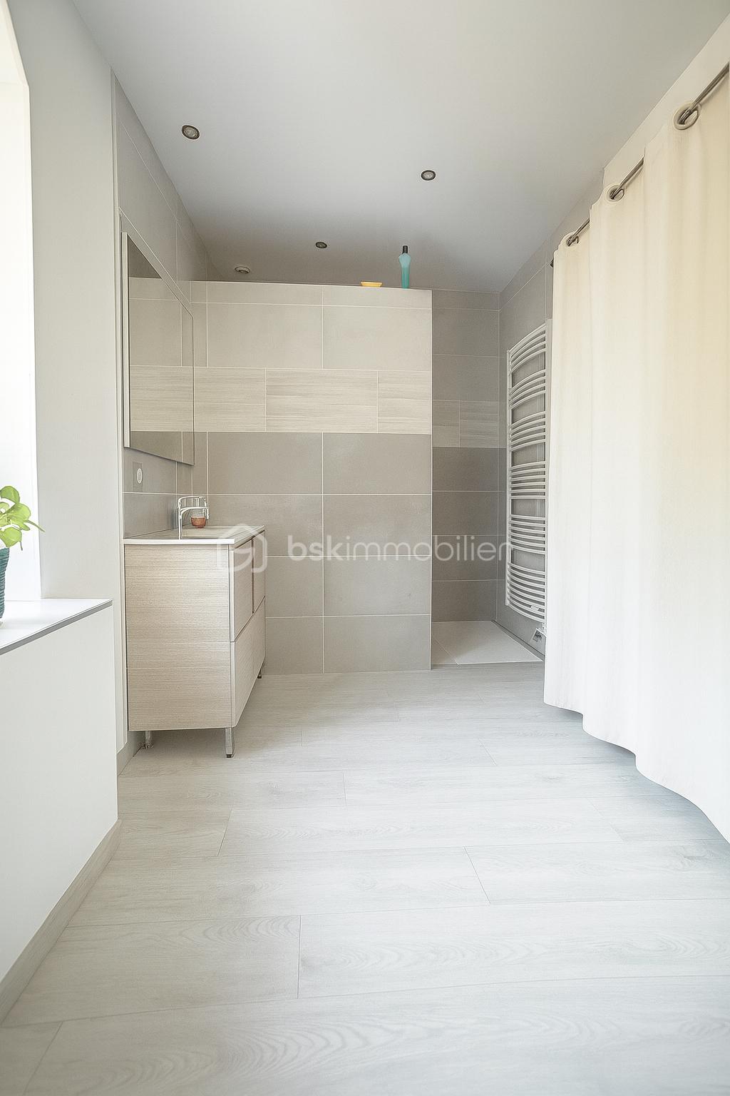 Corps de ferme de 140 m² - 70b3910d-93a2-456b-8a97-cc334feb66e2.png