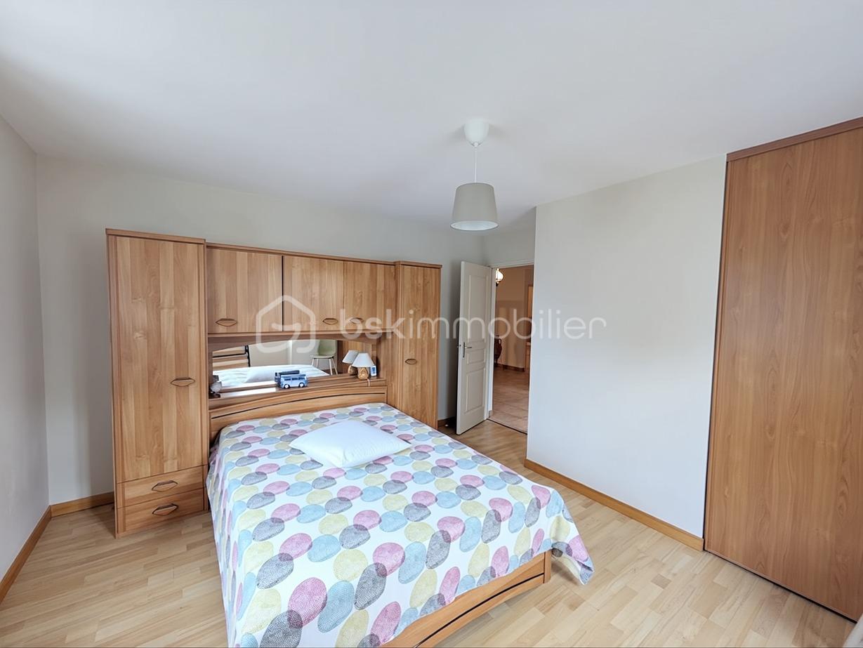 Maison de maitre de 136 m² - 1594bee58d2048d-1.jpg