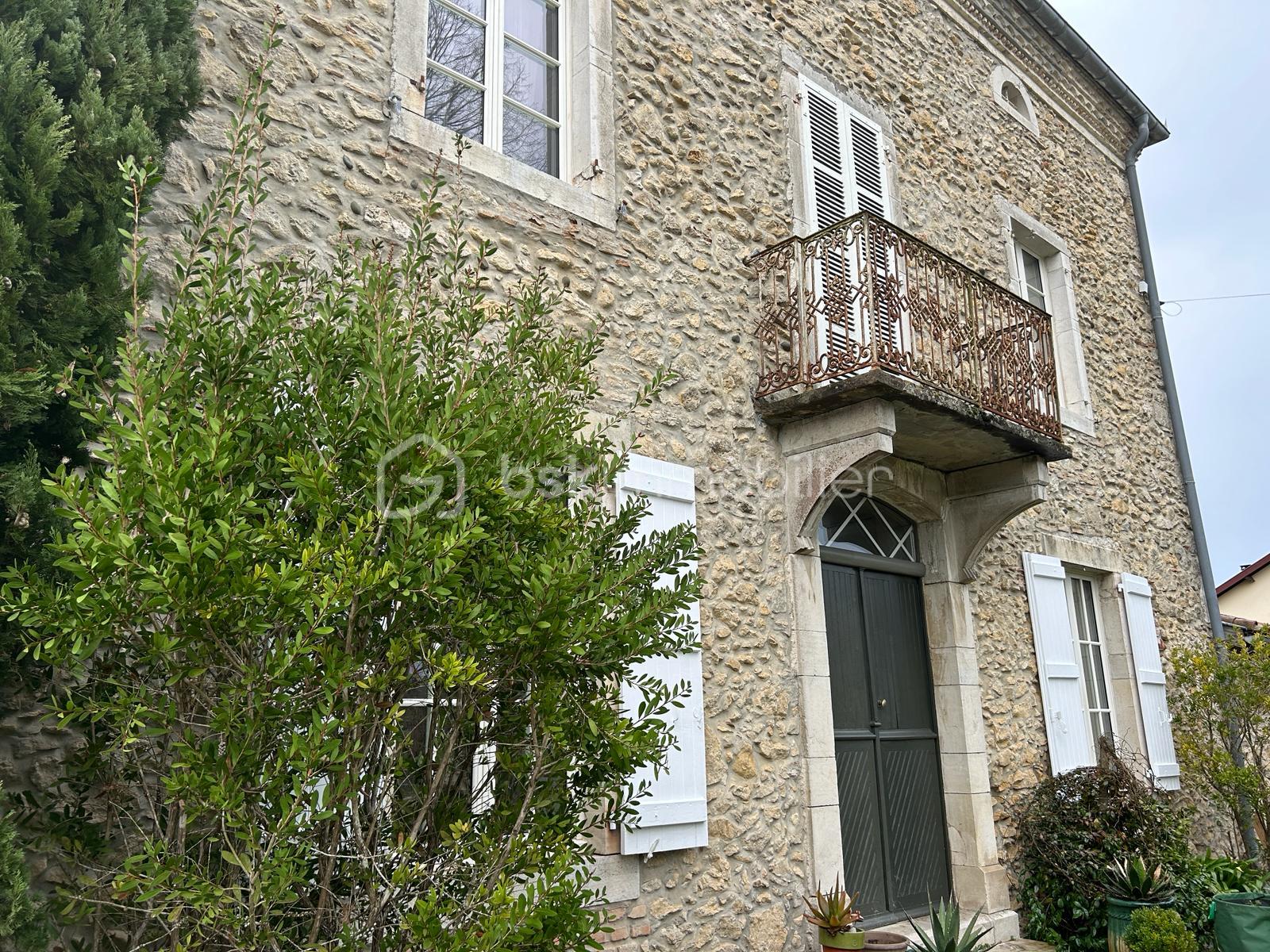 Maison de maitre de 309 m² - 1707420979827.jpg