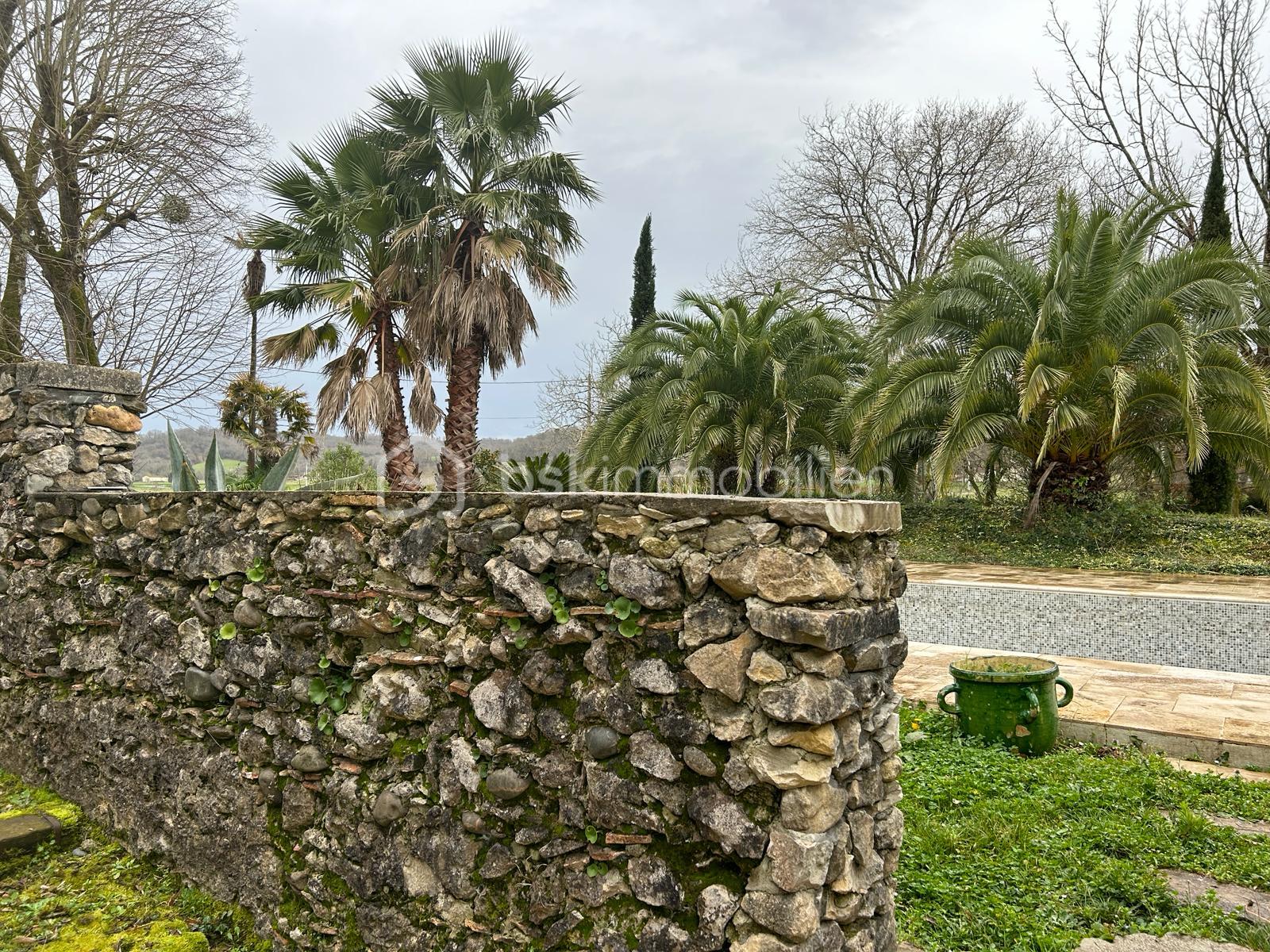 Maison de maitre de 309 m² - 1707420979895.jpg