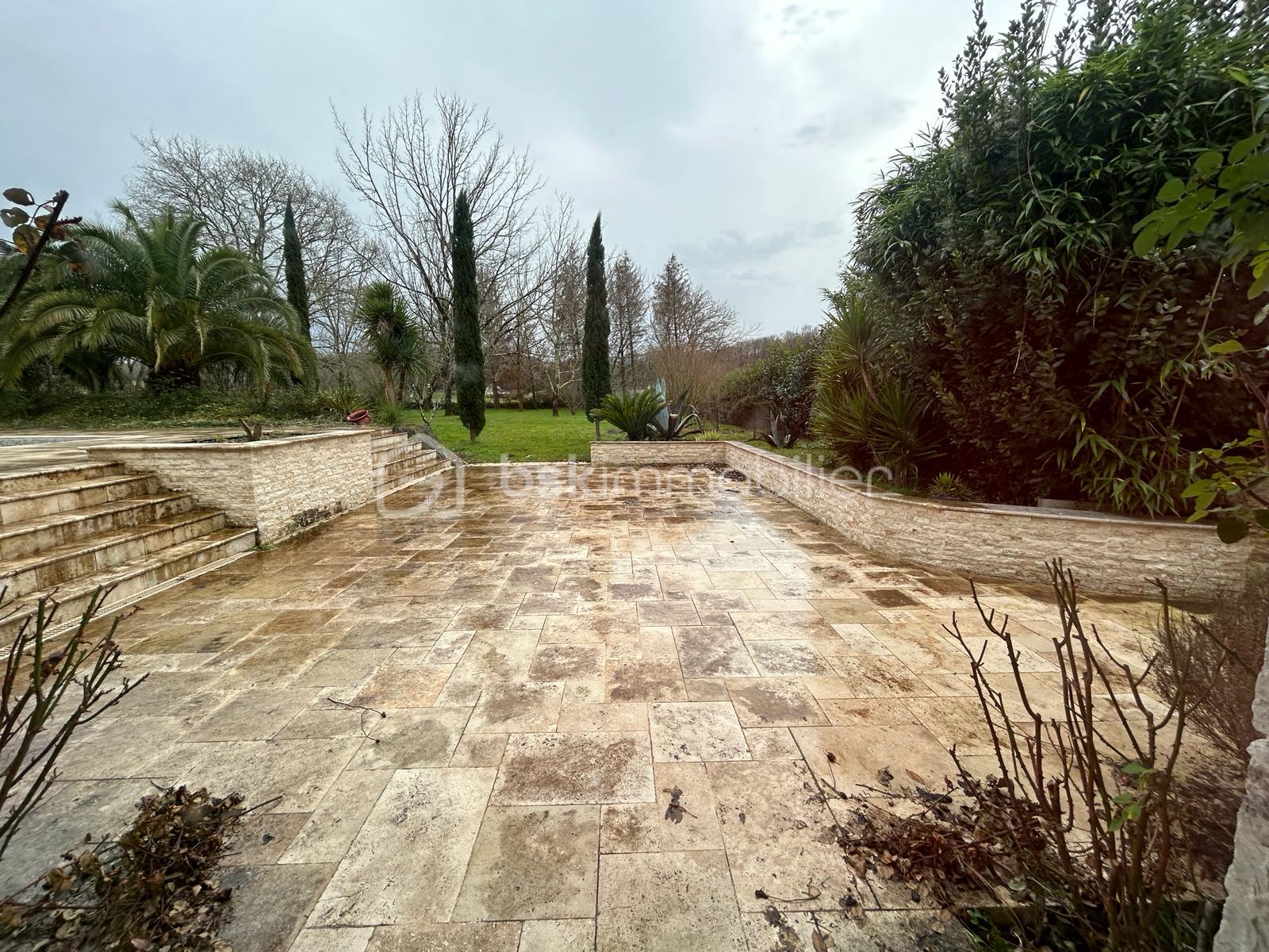 Maison de maitre de 309 m² - 1707420979884.jpg