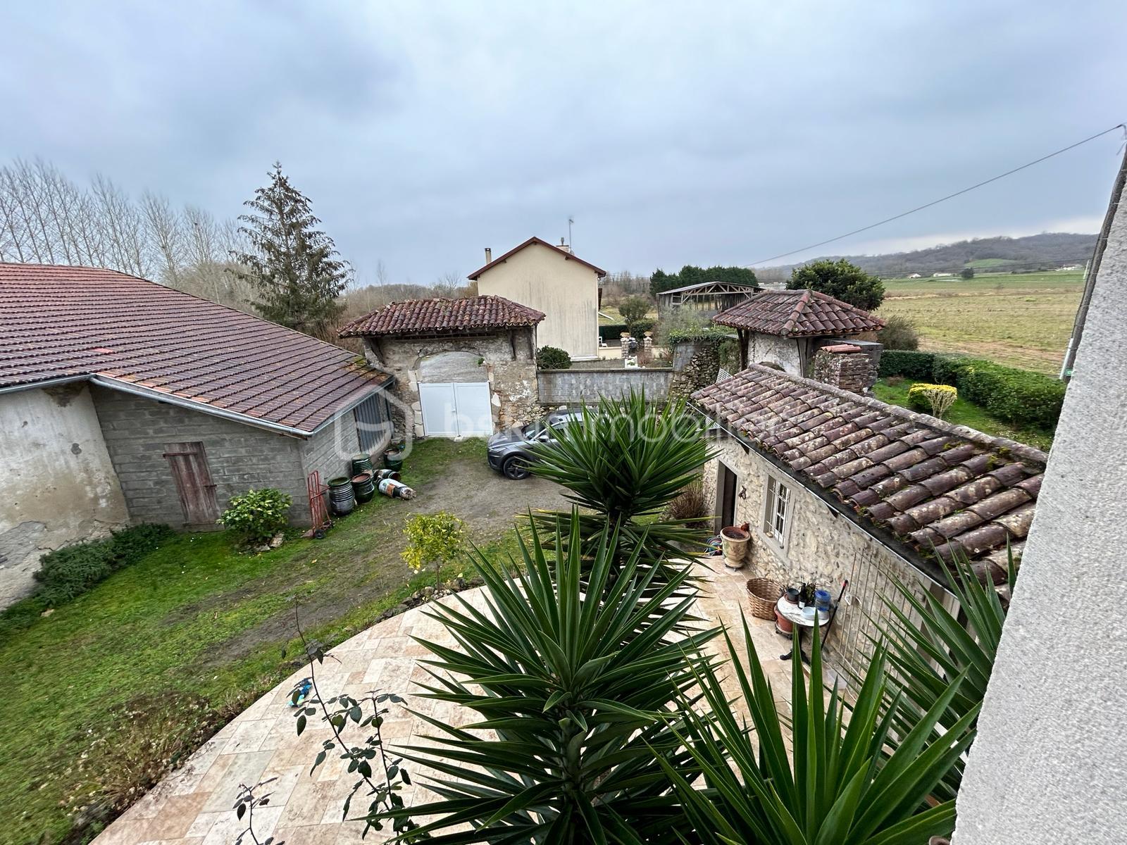 Maison de maitre de 309 m² - 1707420979959.jpg