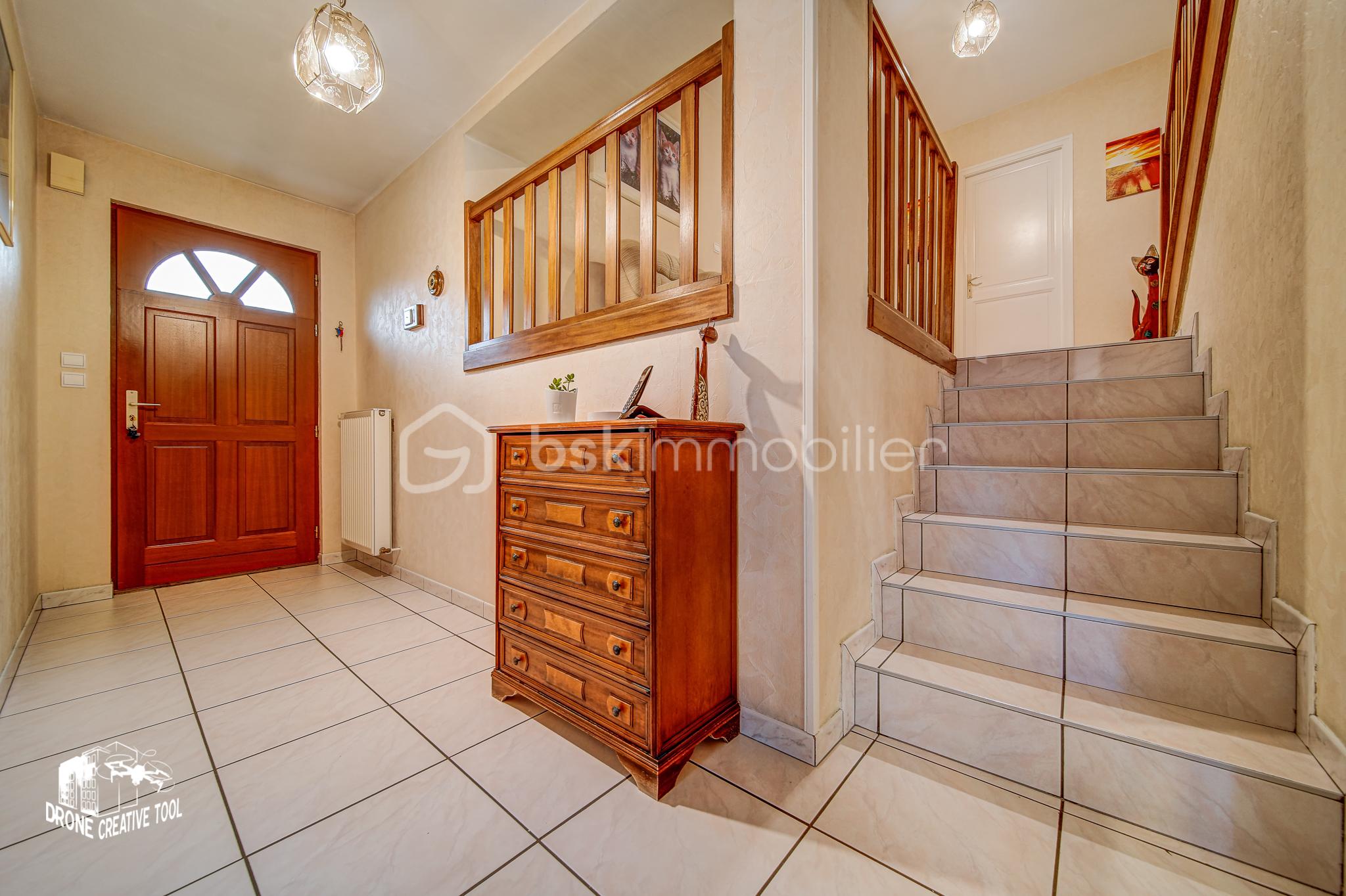 Maison traditionnelle de 118 m² - DSC04386_87_88_89_90.jpg