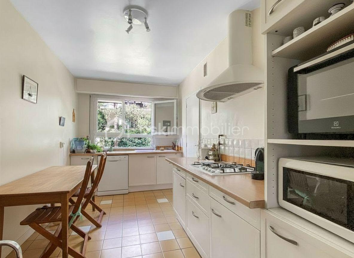 cuisine sans nappe .png