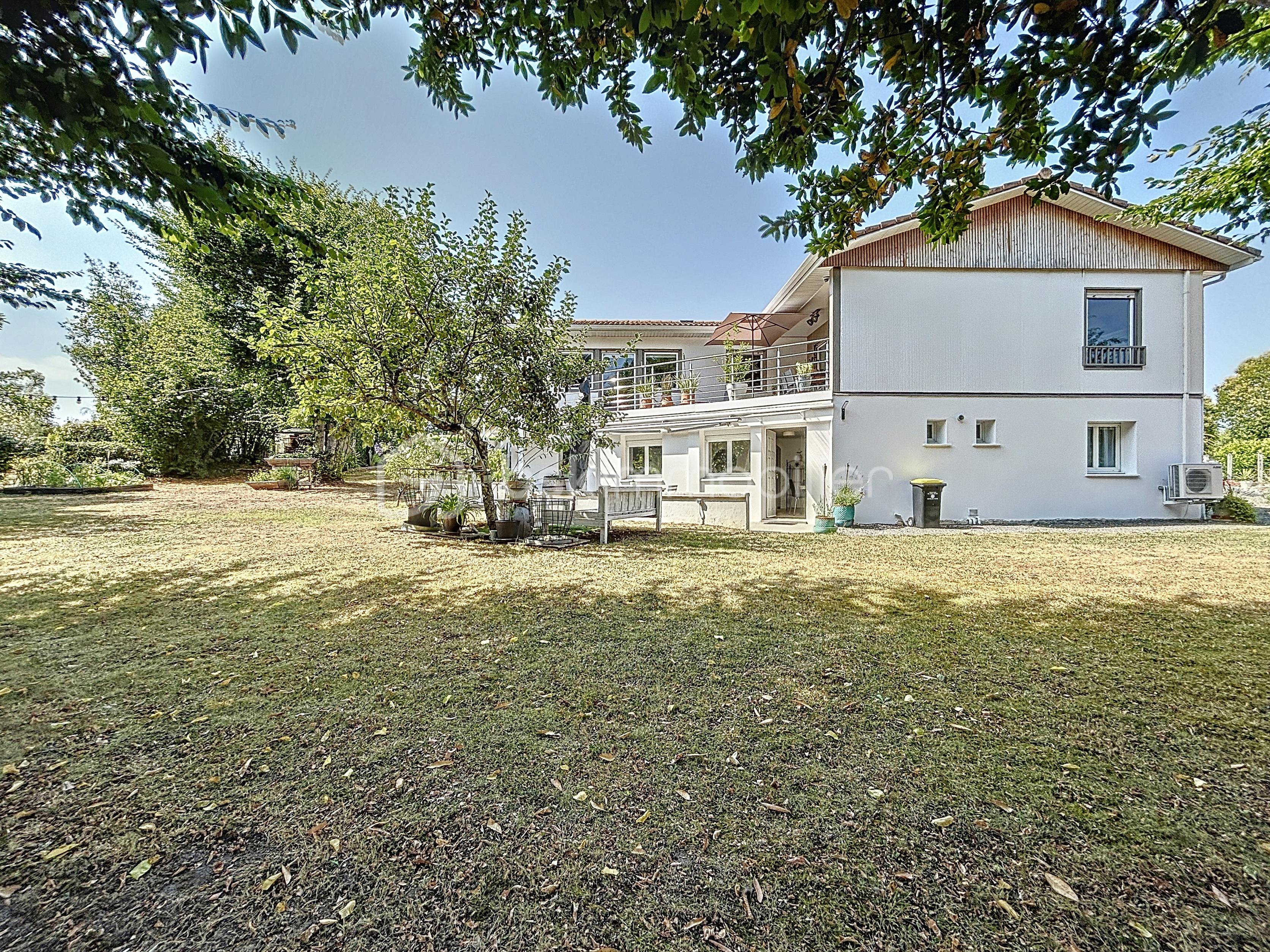 Maison de 200 m² - pompignac_00048.jpg