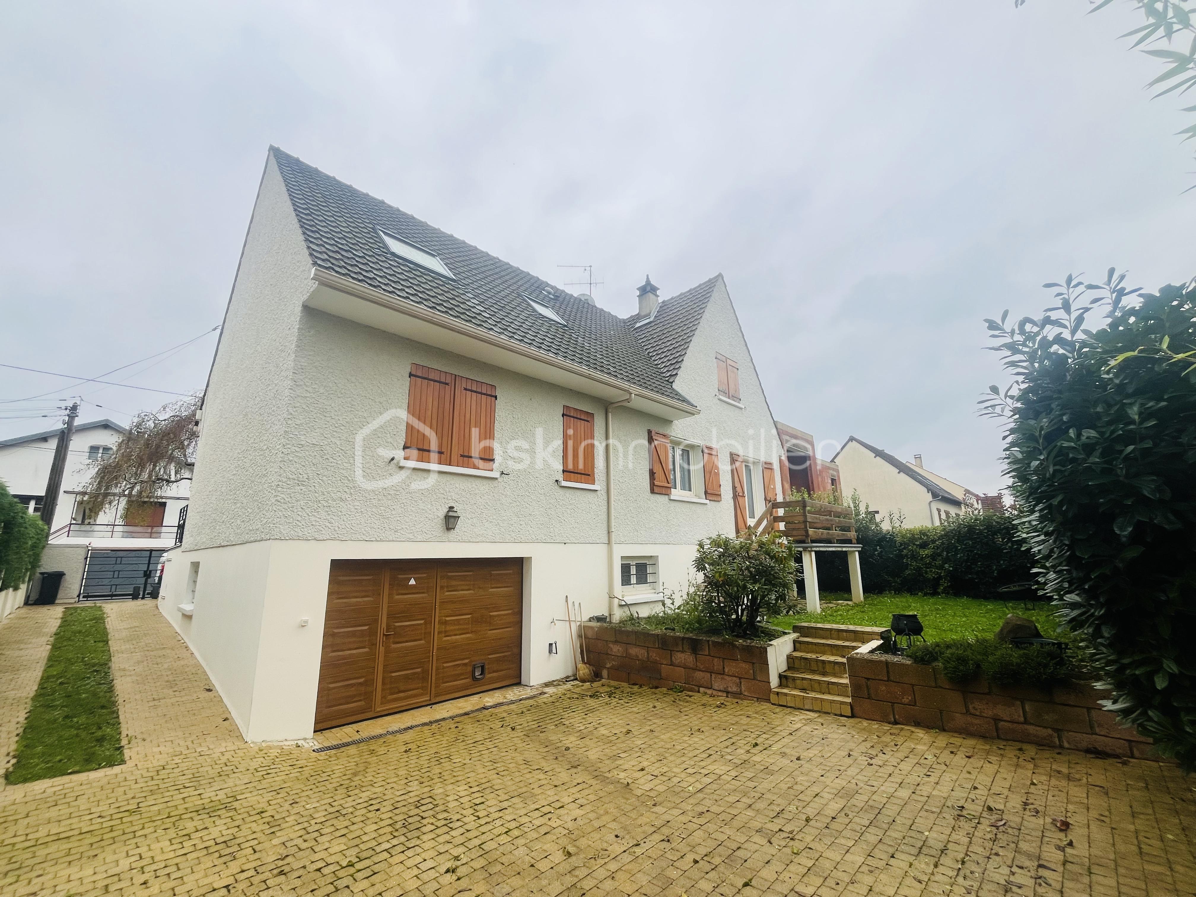 Maison de 186 m² - tempImageqP2w52.png