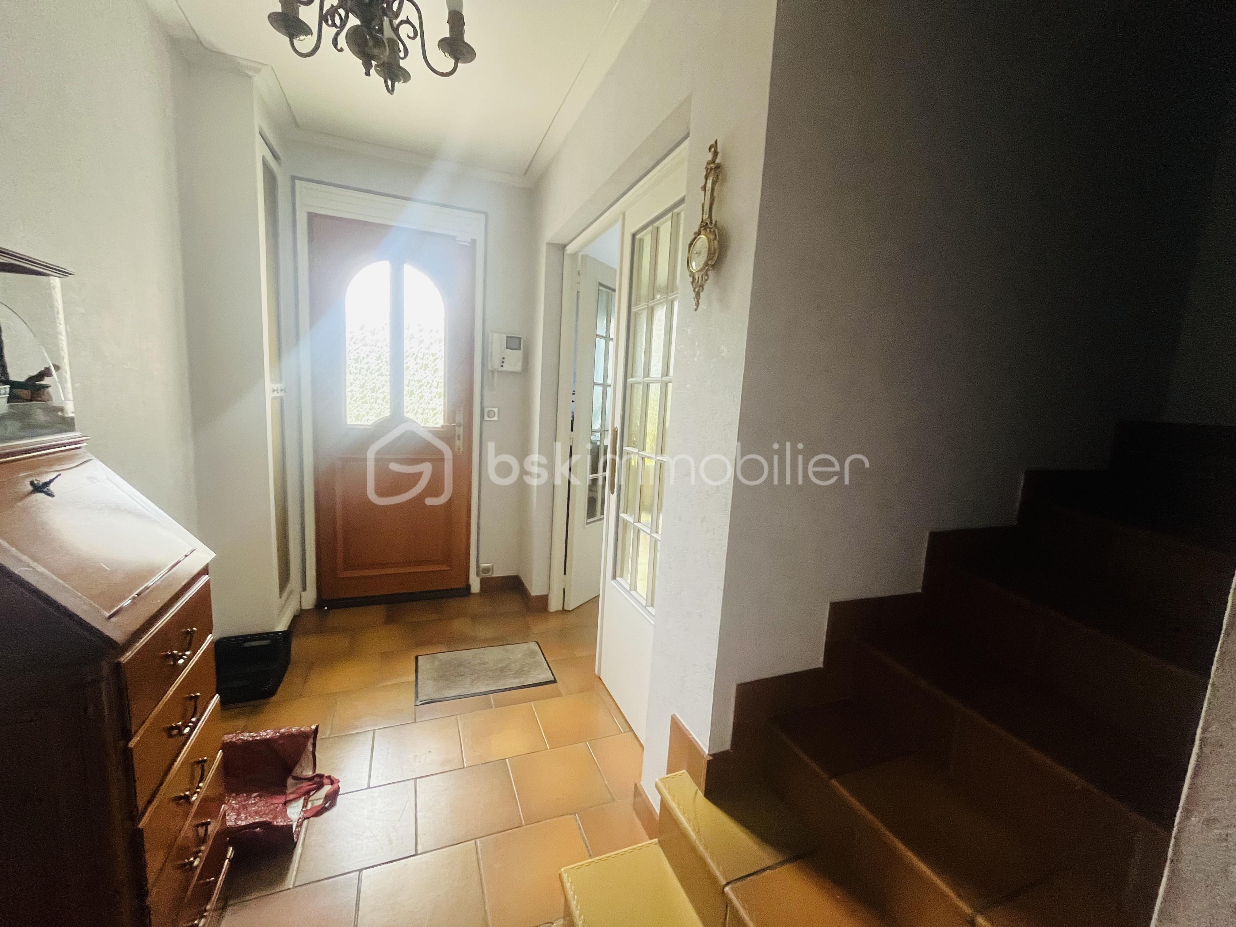 Maison de 186 m² - tempImagebd4K1k.png