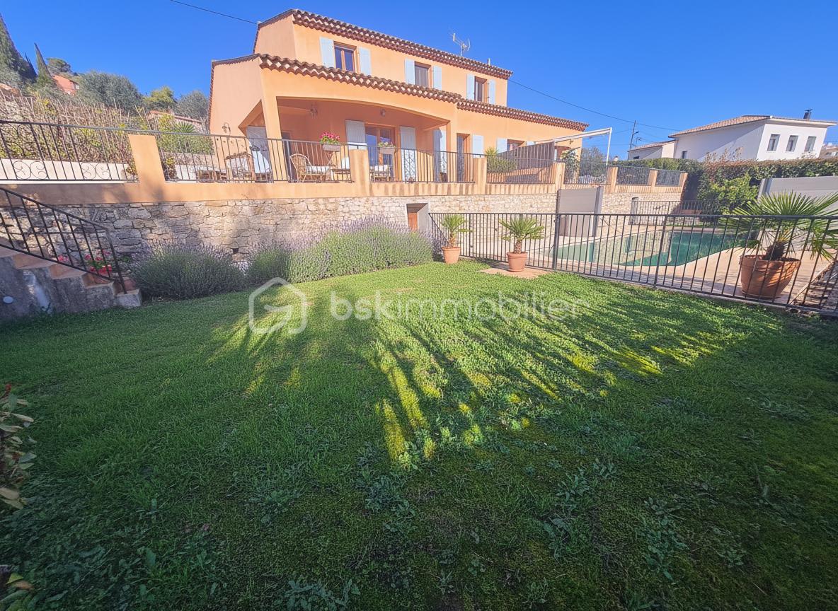 Appartement de 114,04 m² - generated_2026-02-06T22_11_11.233.jpg