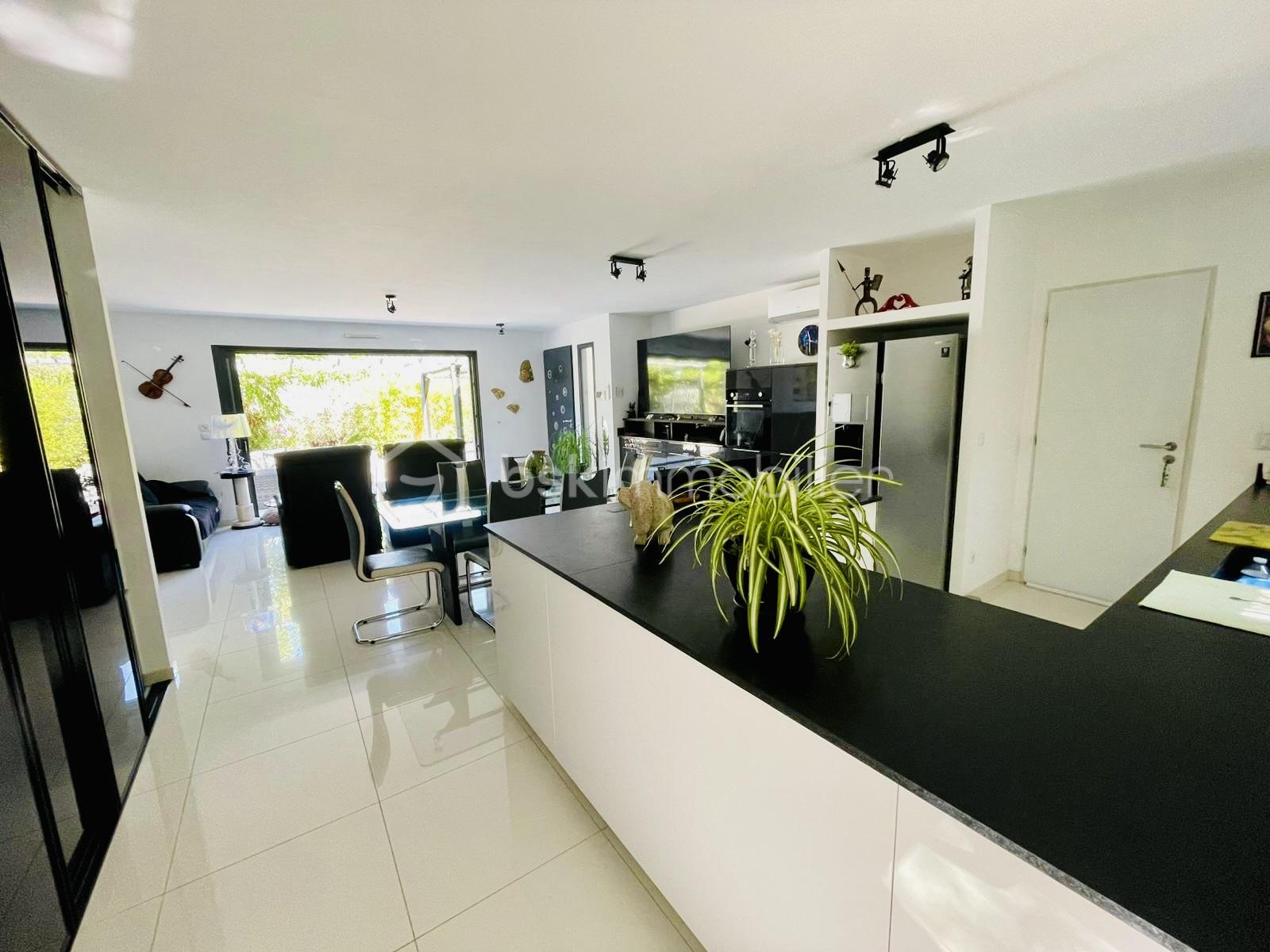 Maison de 93 m² - WhatsApp Image 2025-07-08 at 11.38.19 (1).jpeg