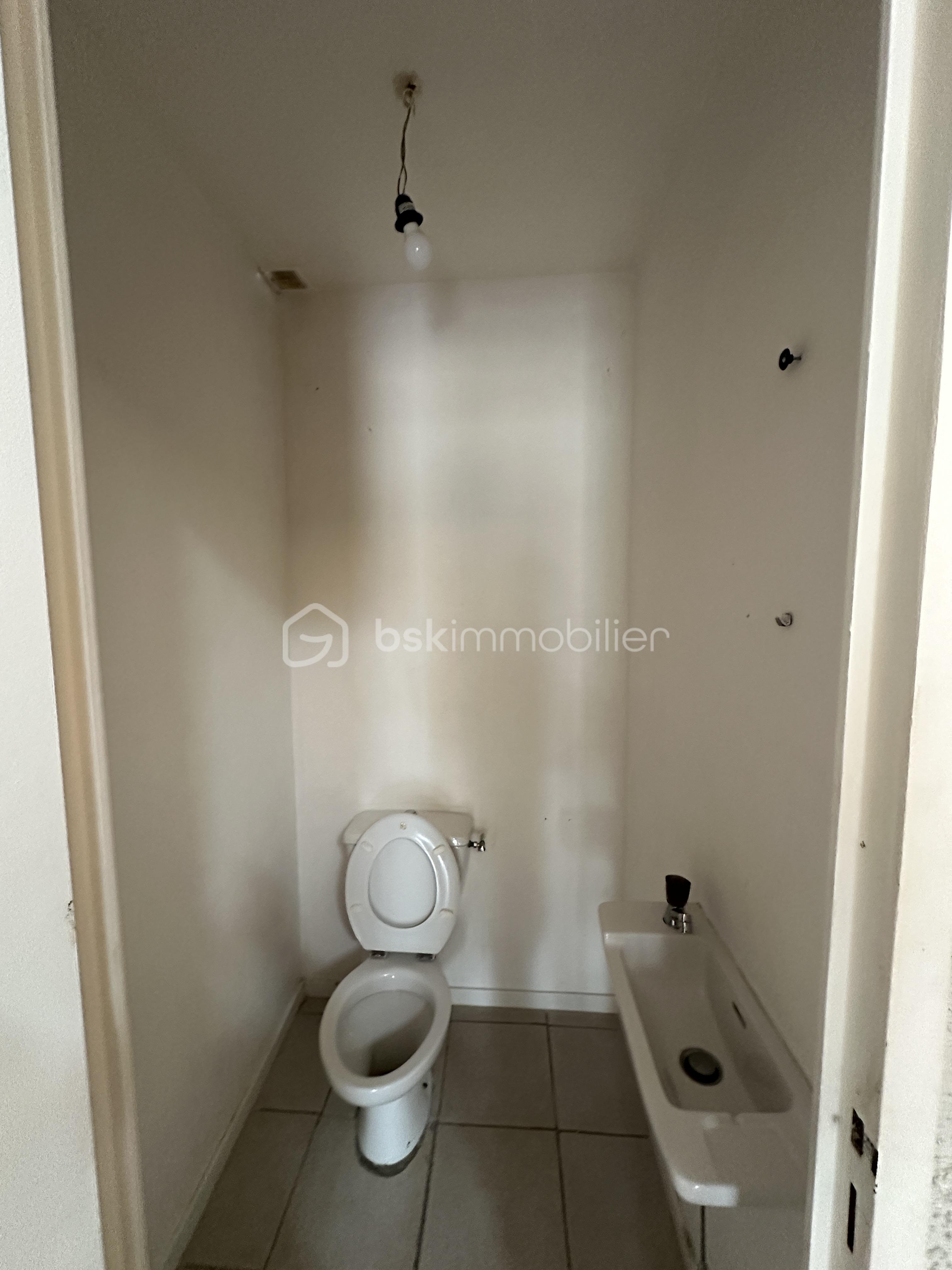 Local commercial de 67 m² - IMG_8819.jpeg