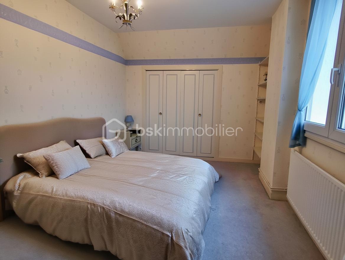 Maison de 200 m² - 47912098-32d7-432d-96dd-d16da000dfe8.png