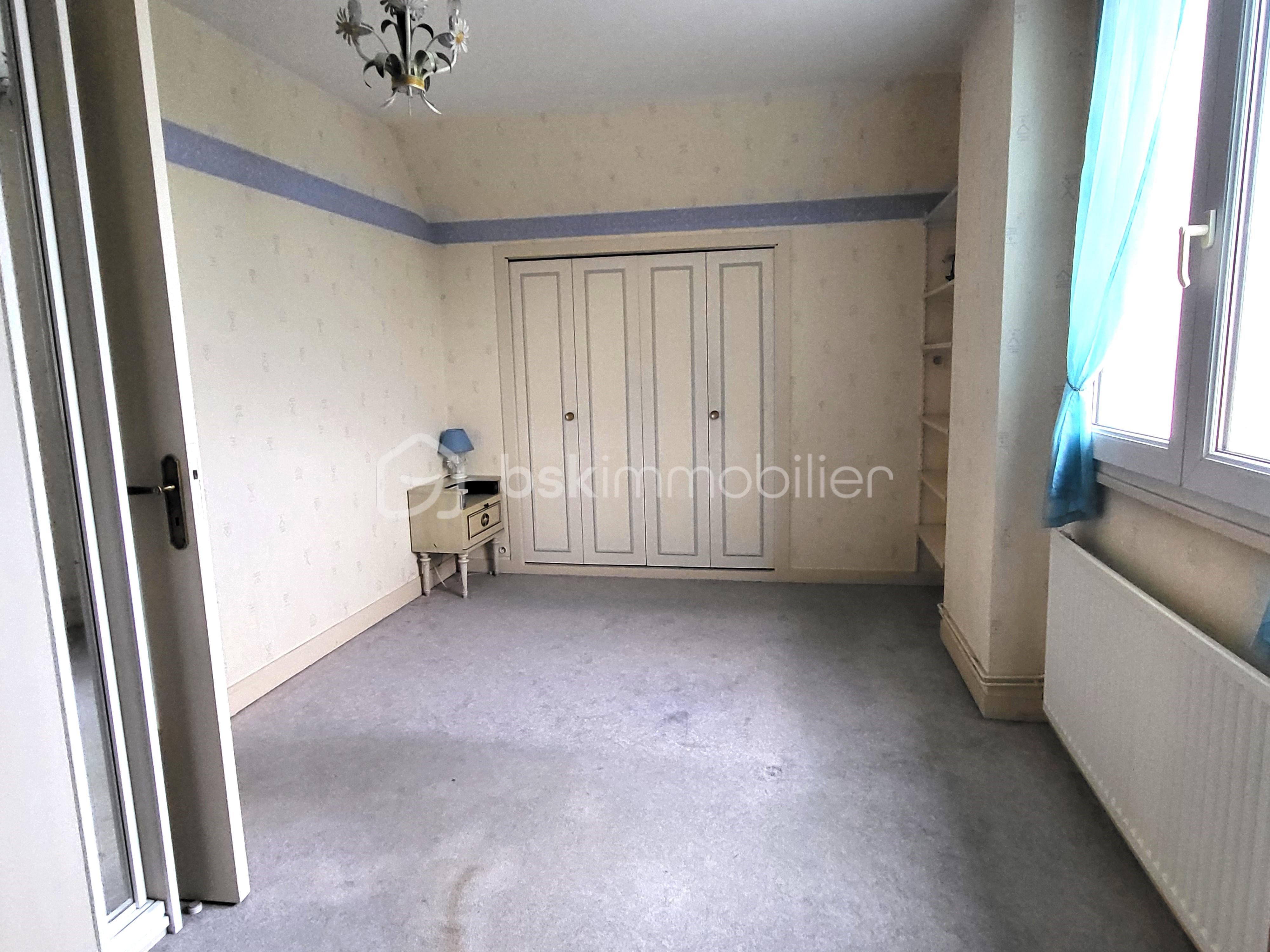 Maison de 200 m² - chambre haut 1.jpg