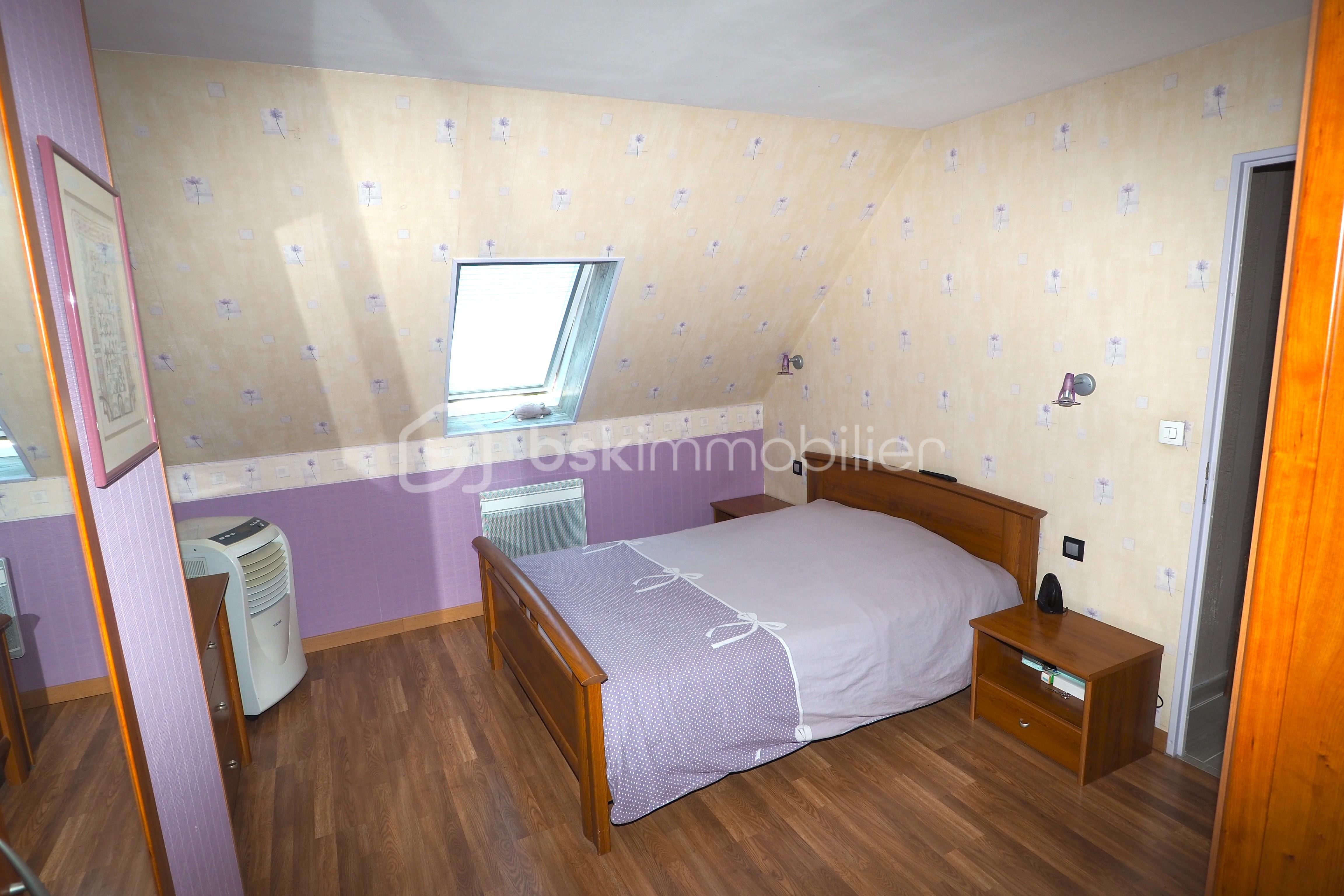 Maison de 106 m² - C1 Chambre dressing.JPG