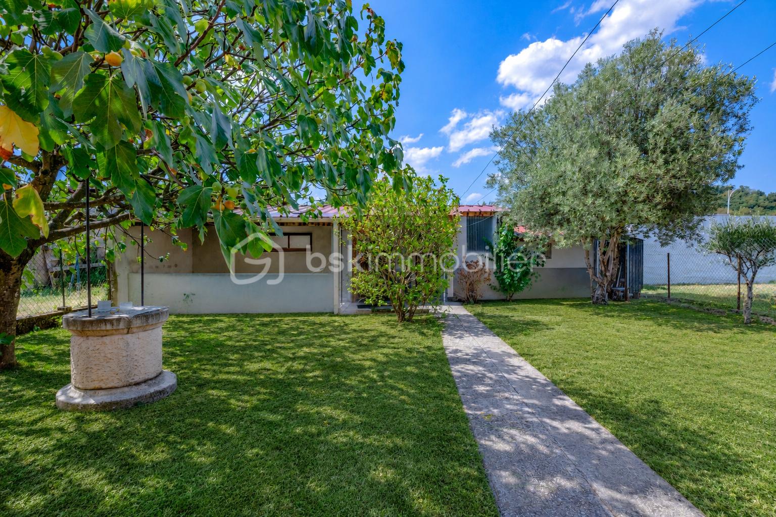Appartement 5 pièces 105 m² · à Genas · 105 m² · 360 000 €