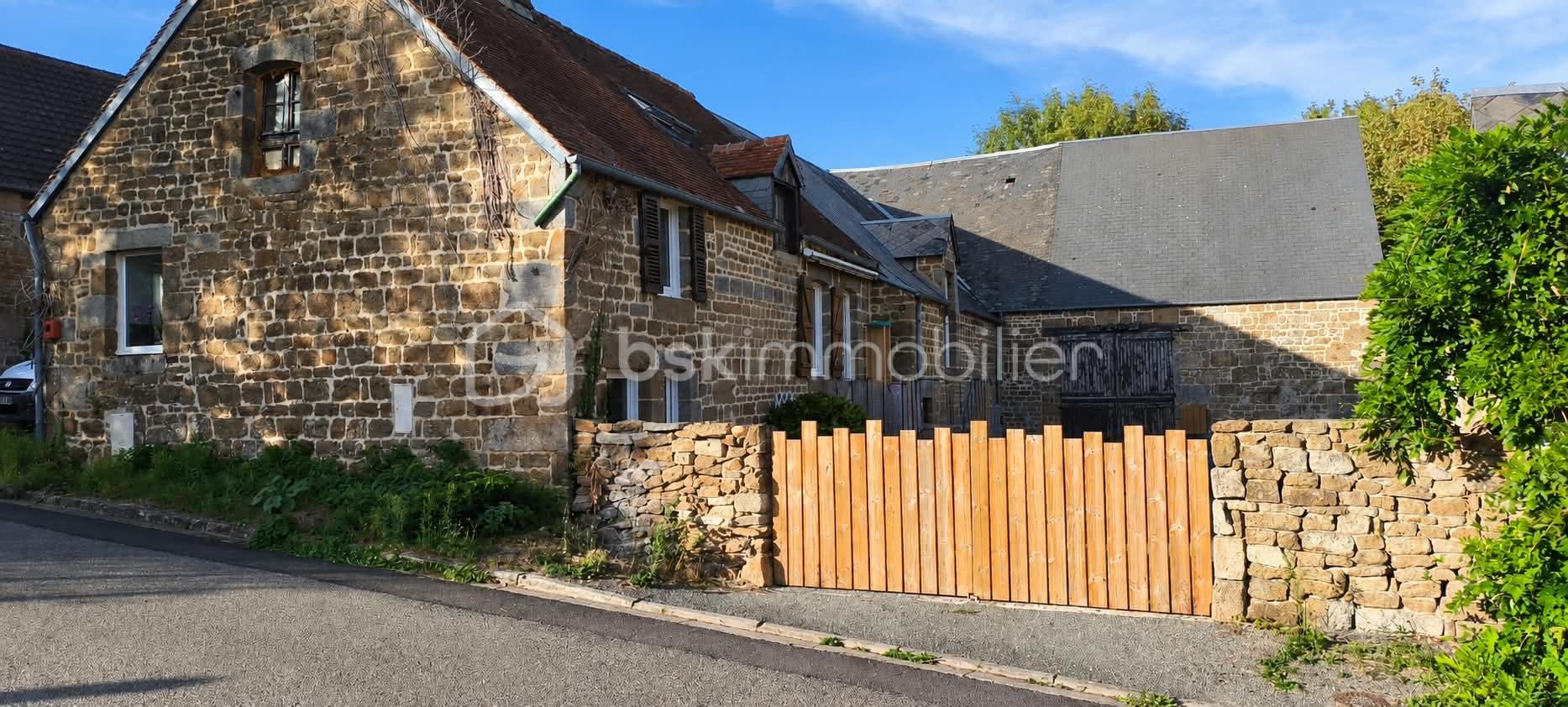 Maison 6 pièces 113 m² · à Sainte-Marguerite-de-Carrouges · 113 m² · 167 500 €