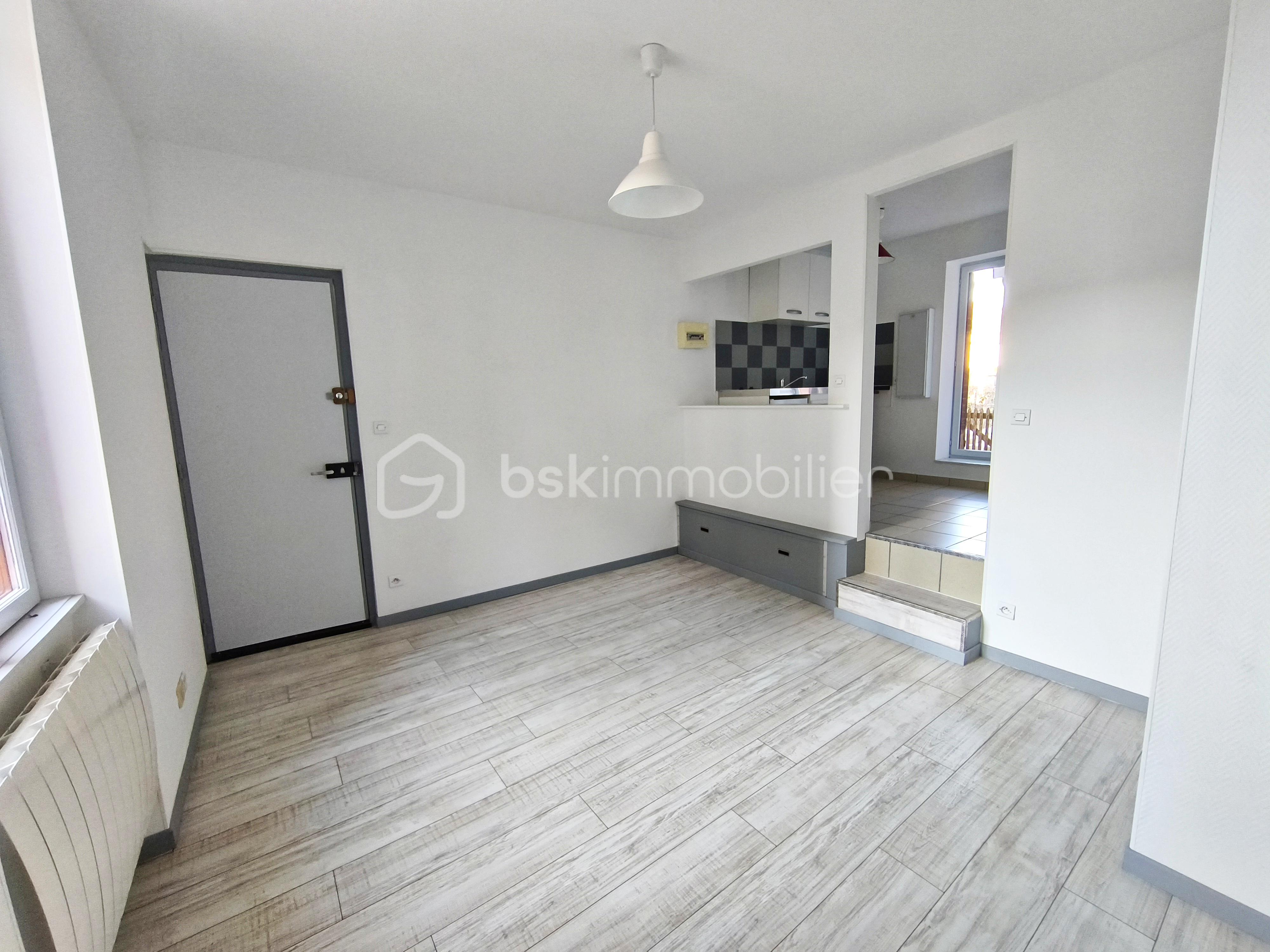 Studette de 21,45 m² - IMG_20250307_092054 (1).jpg