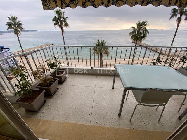 Appartement de 70 m² - Terrasse 1.jpg