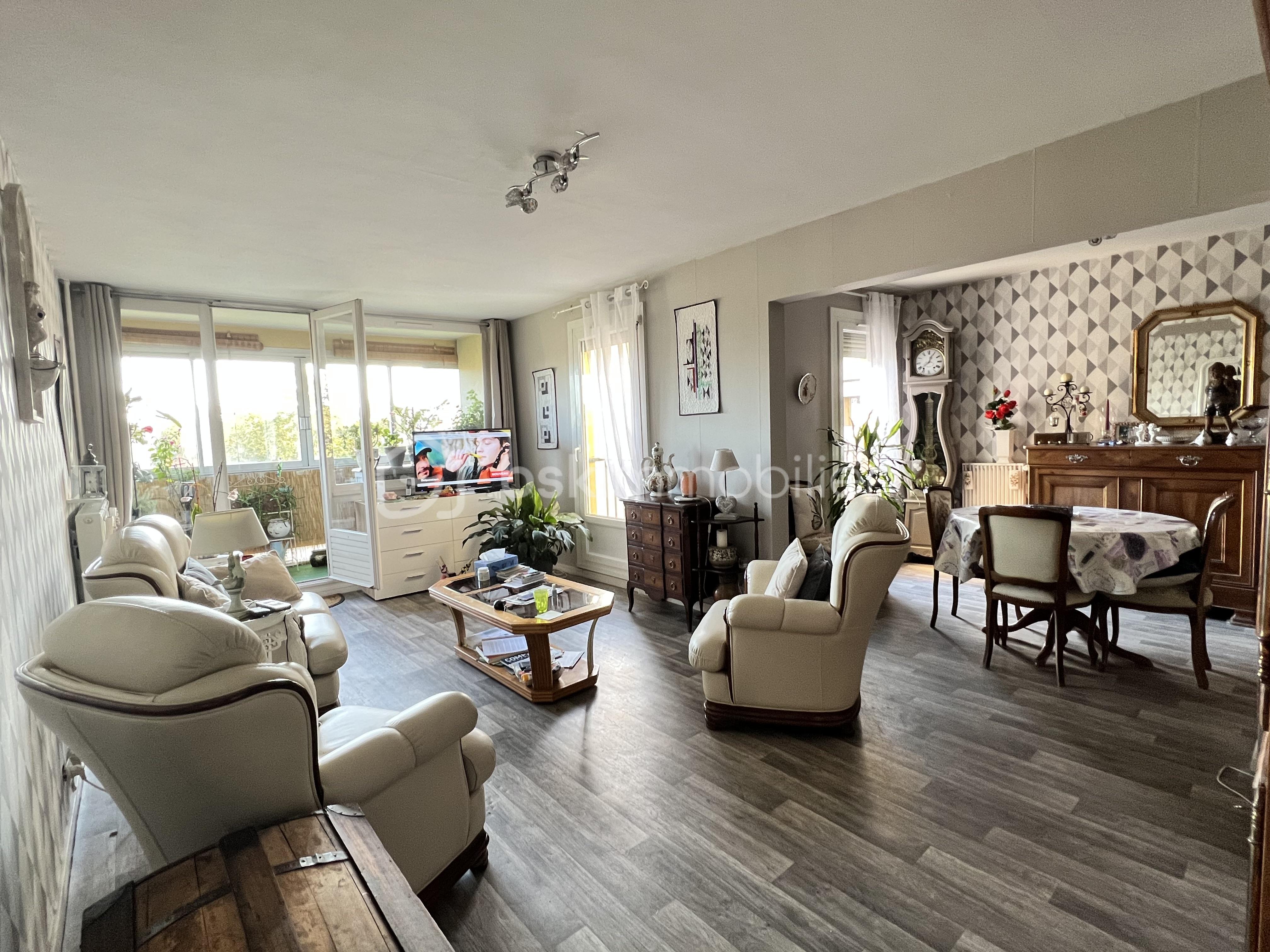 Appartement de 95 m² - Salon sejour.jpeg