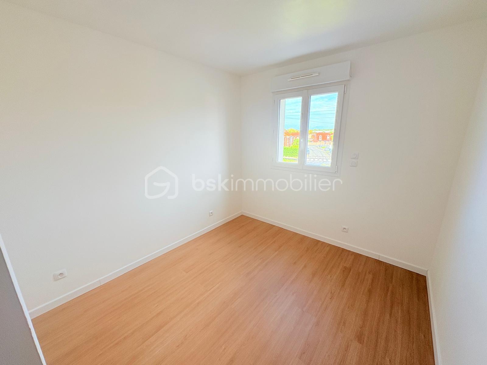 Maison contemporaine de 90 m² - IMG-20260127-WA0020.jpg