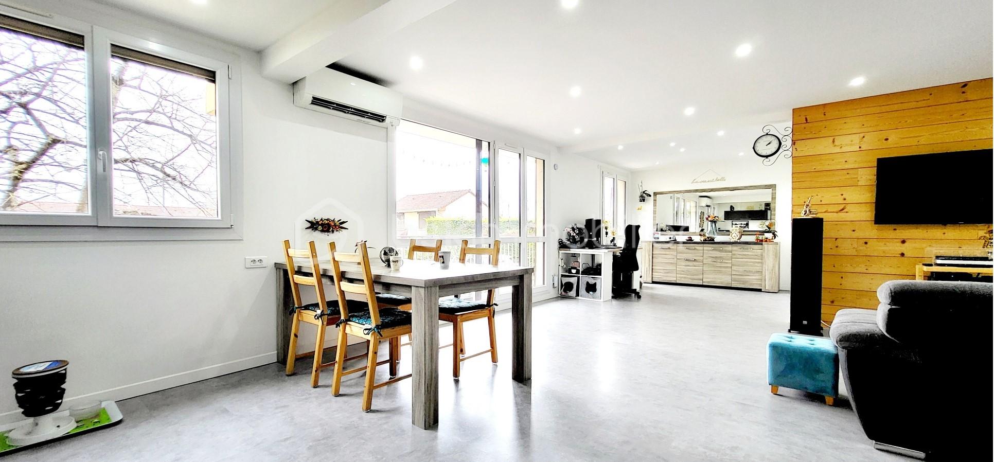 Appartement de 108,61 m² - Salon oct 25 3.jpg