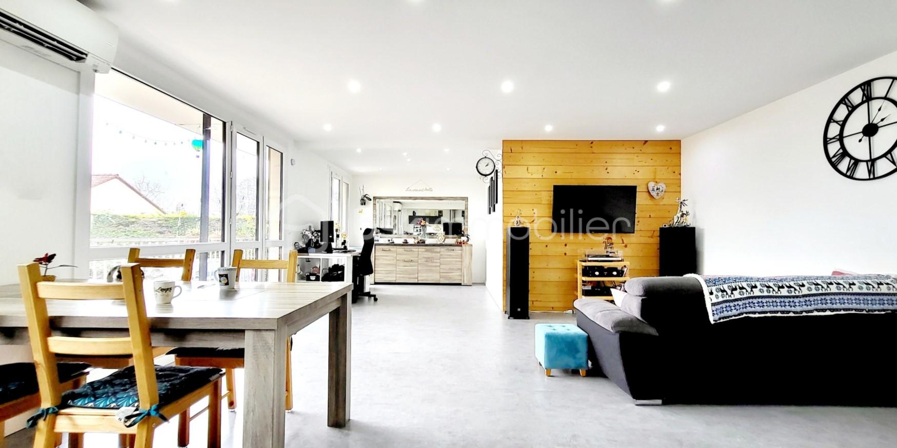 Appartement de 108,61 m² - Salon oct 2025 2.jpg
