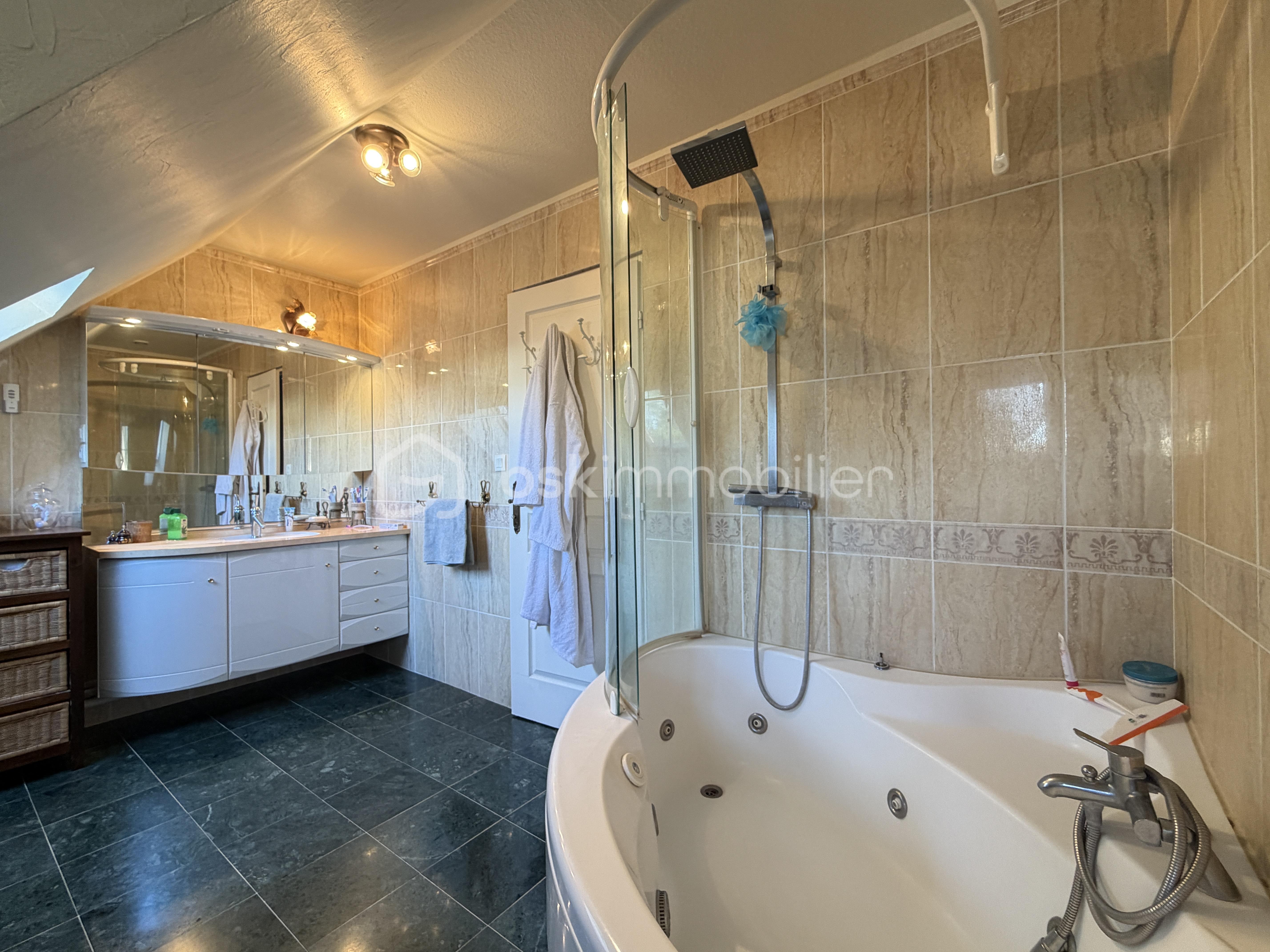 Maison contemporaine de 205,27 m² - IMG_2850.jpg