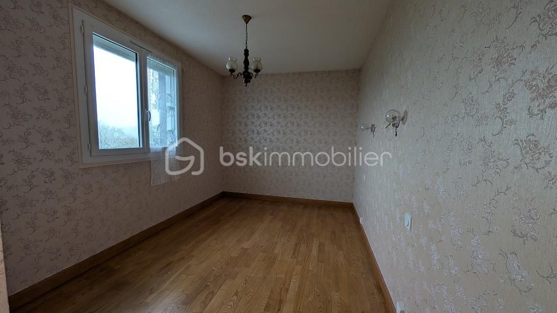 Maison de 77 m² - ferron chambre 2.jpg
