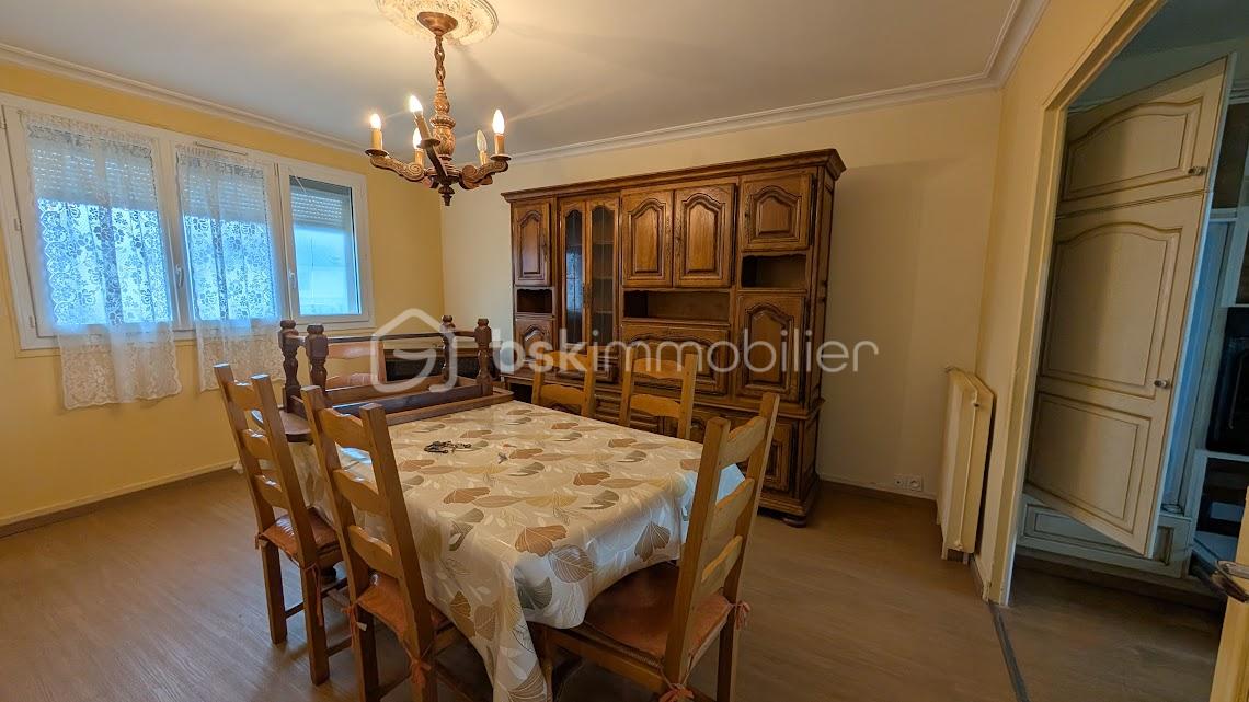 Maison de 77 m² - ferron salle a manger.jpg