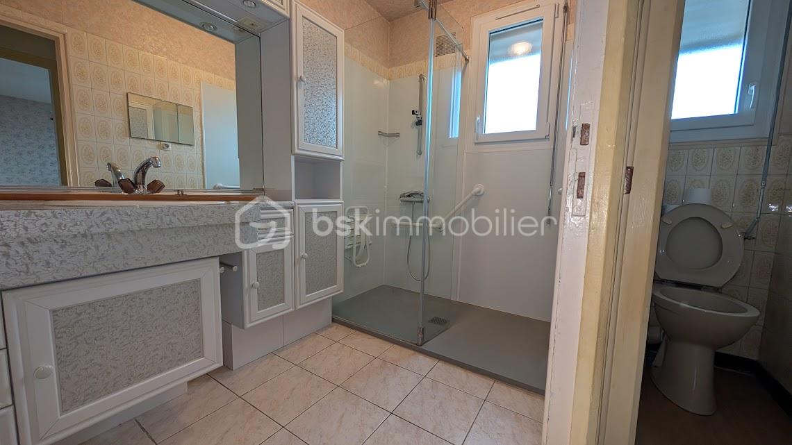 Maison de 77 m² - ferron salle de bain.jpg