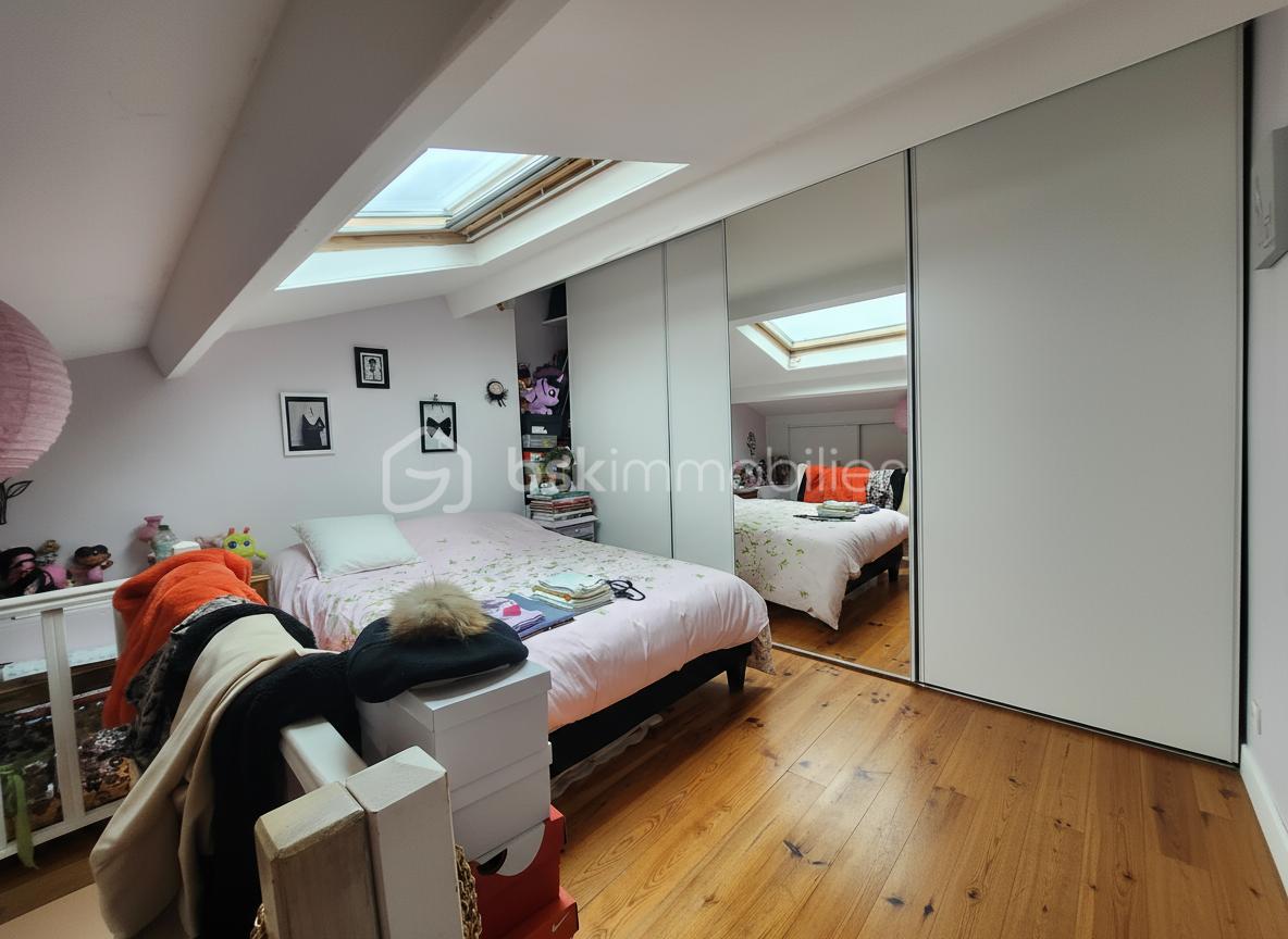 Appartement de 44 m² - generated_2025-10-22T17_19_58.652.jpg
