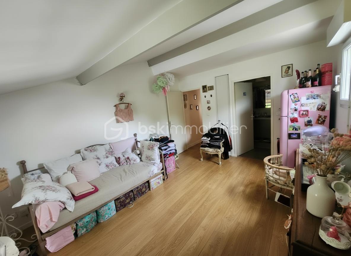 Appartement de 44 m² - generated_2025-10-22T17_24_31.125.jpg