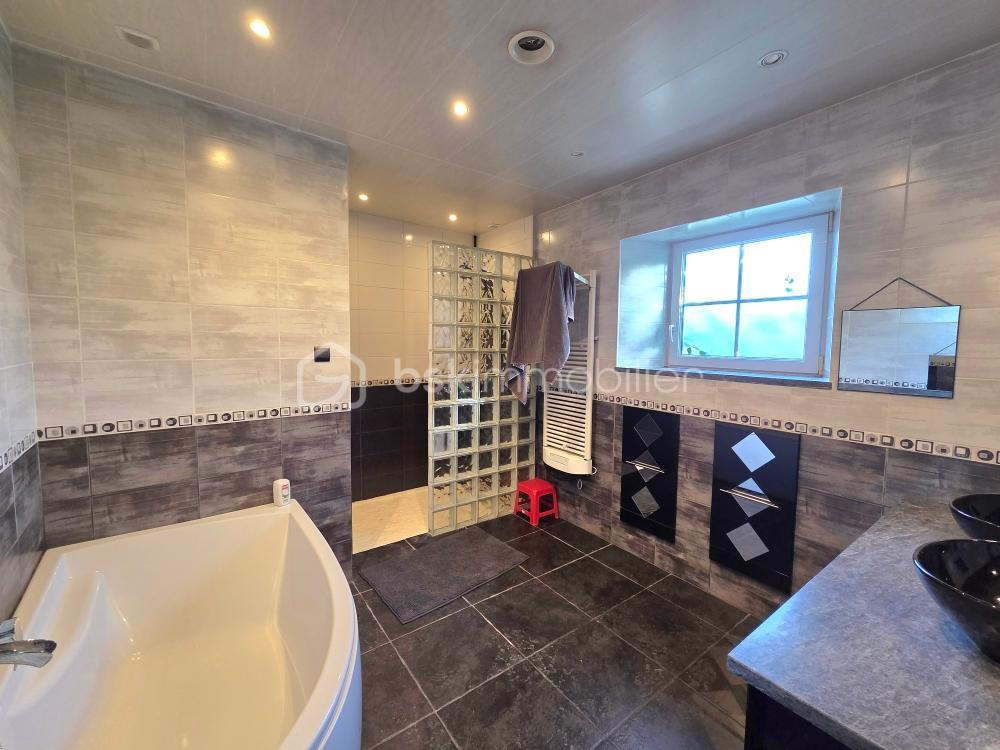 Maison en pierre de 188,51 m² - m10.jpeg